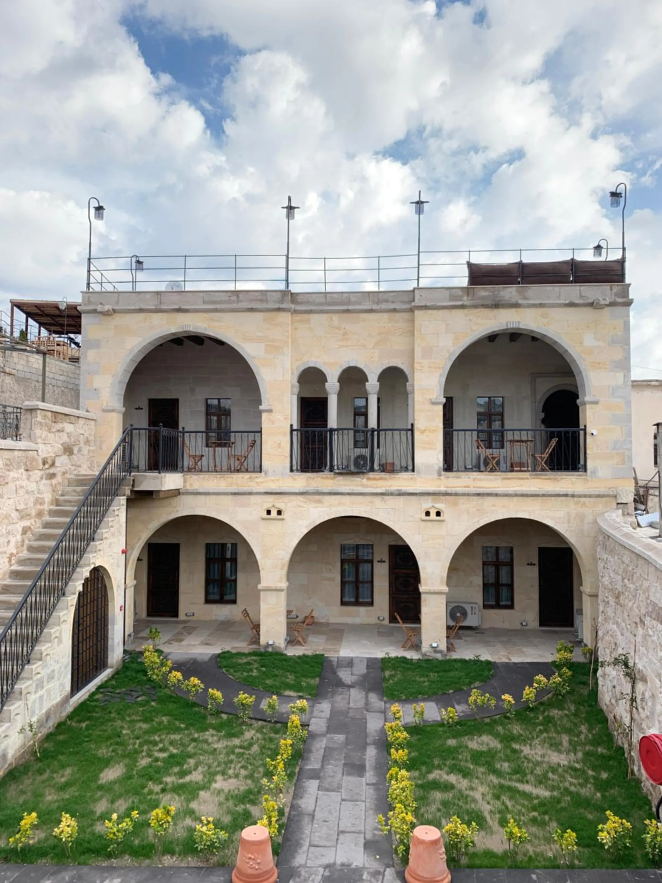 Property building in Kayra Cave Suites