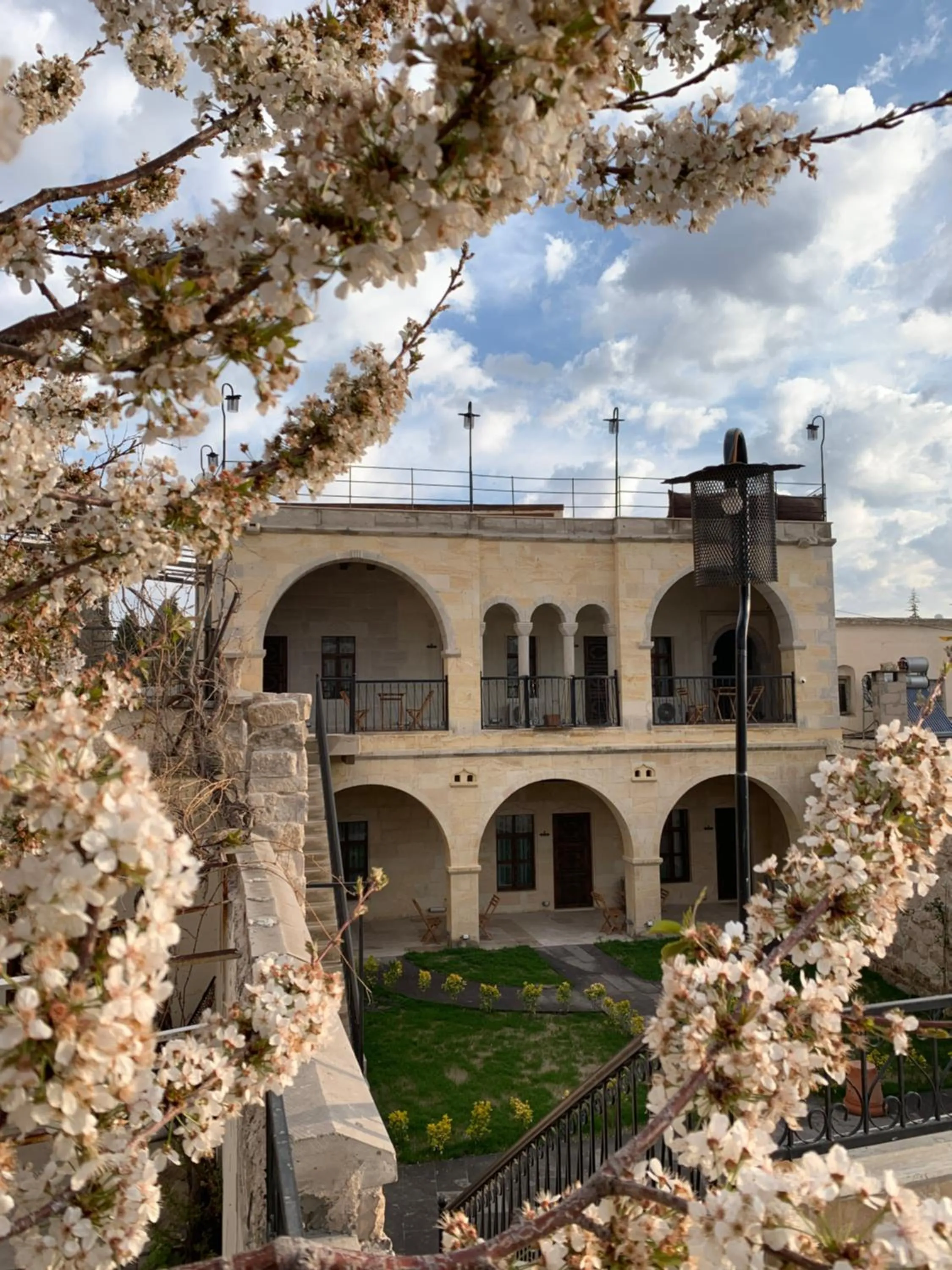 Property building in Kayra Cave Suites