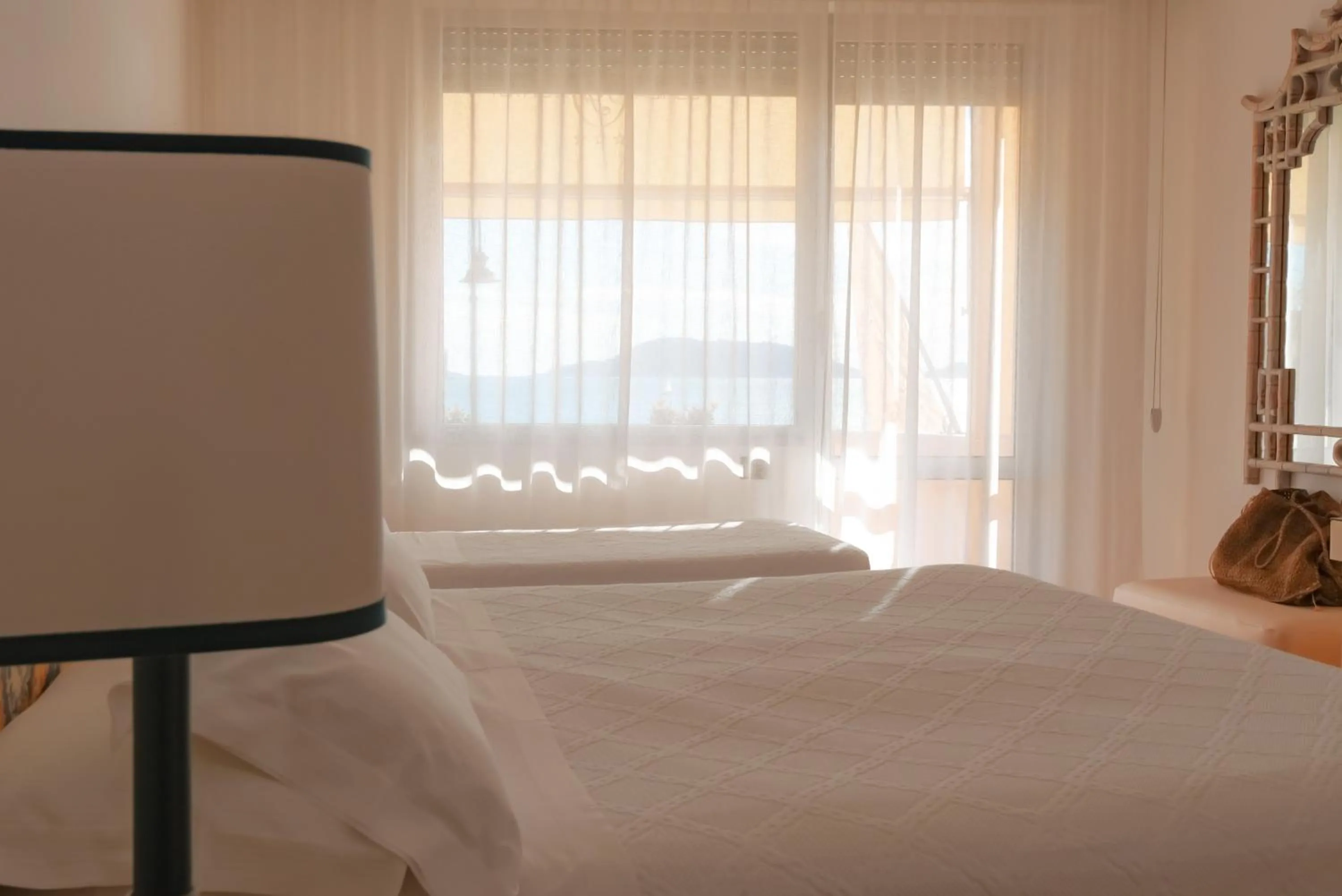 Bedroom, Bed in Hotel Florida Lerici