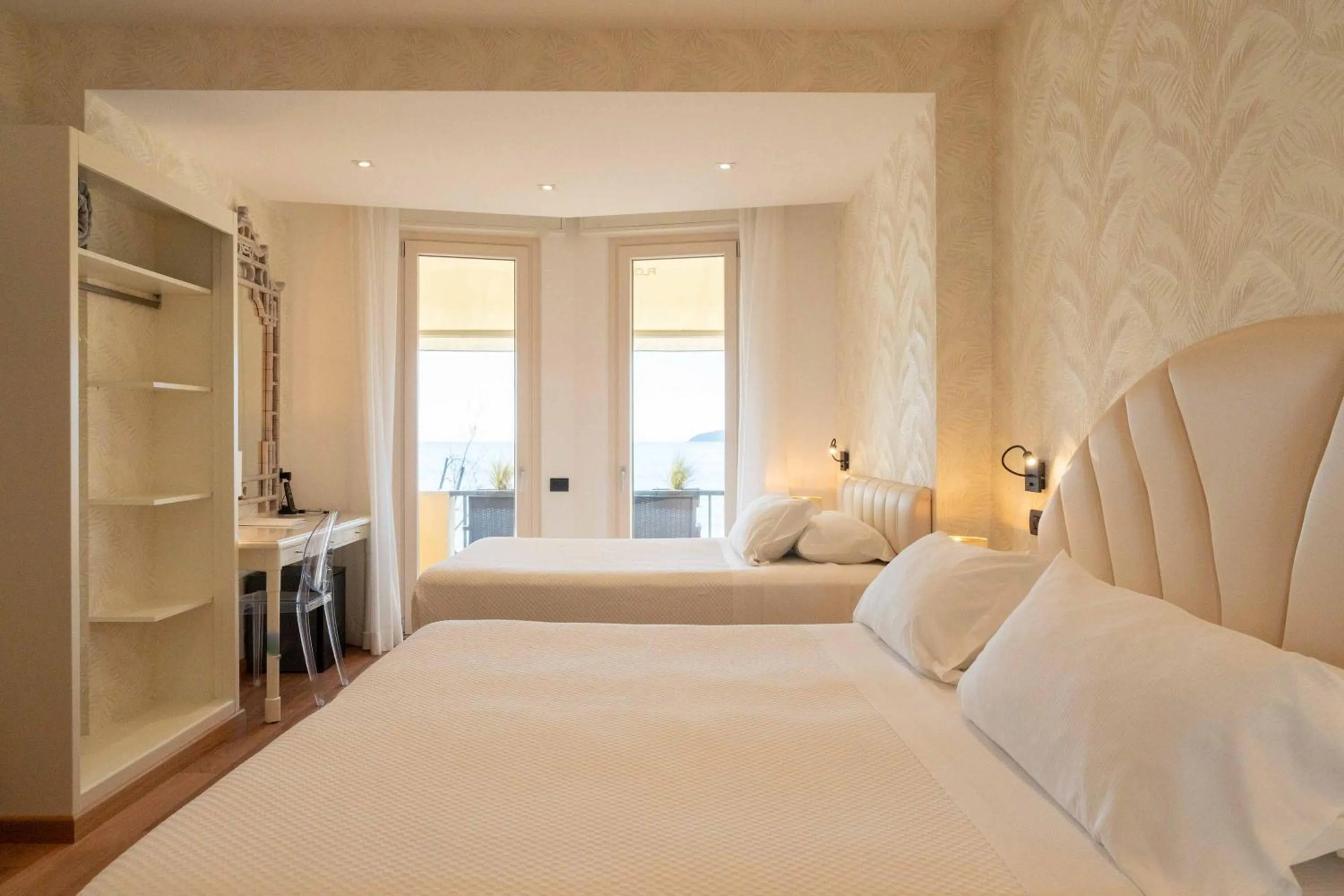 Bed in Hotel Florida Lerici