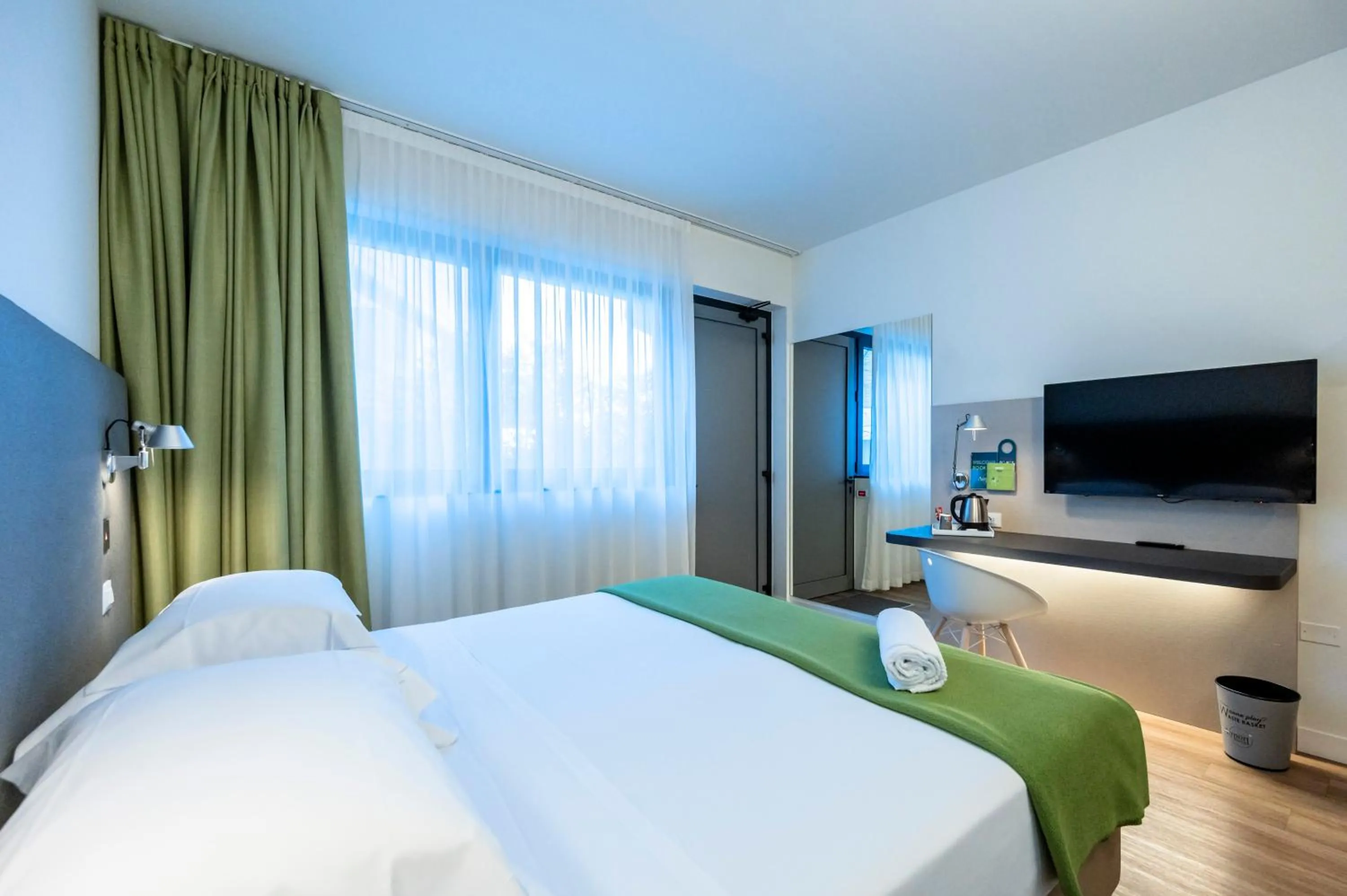 Bed in Airport Hotel Bergamo