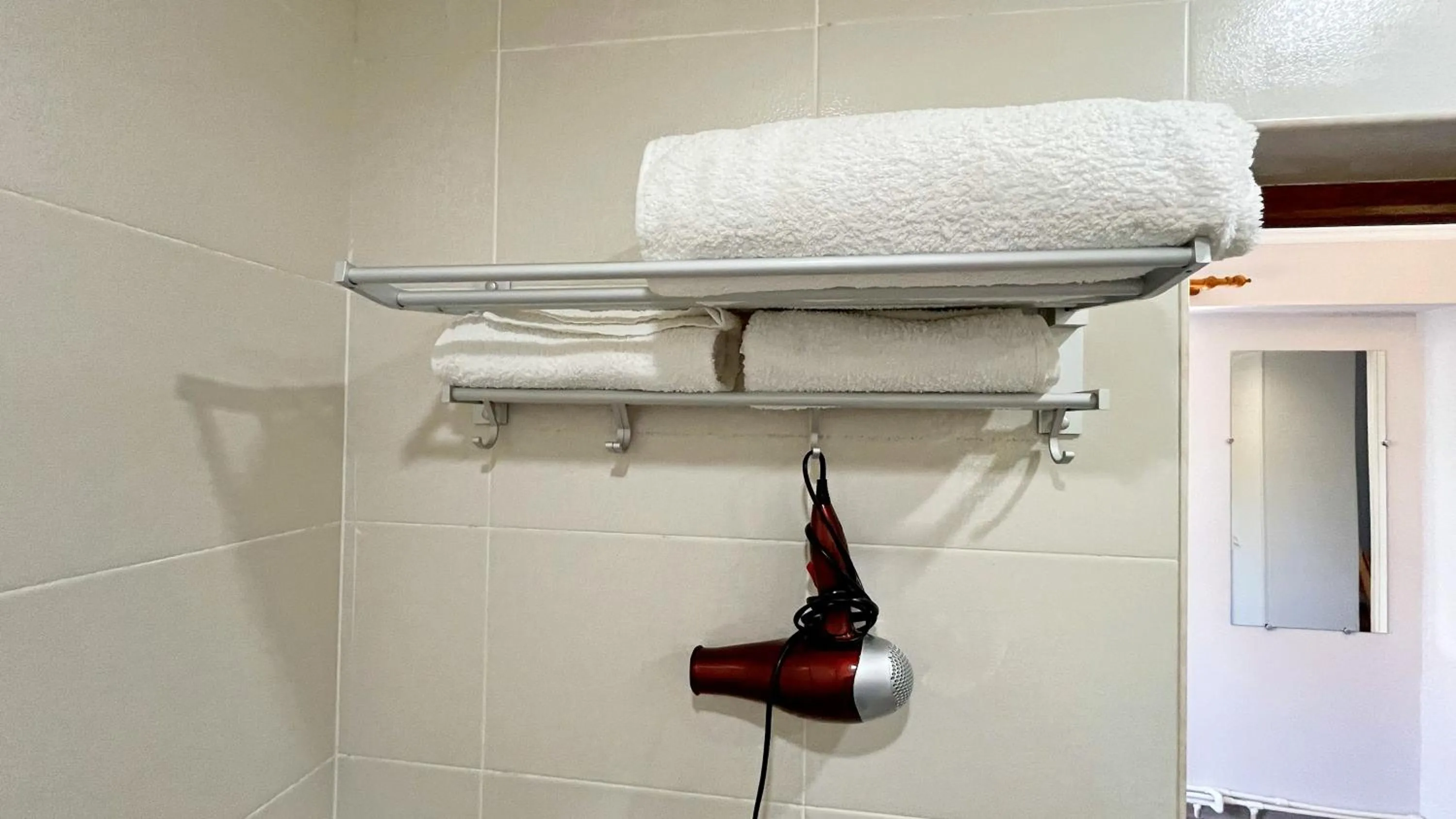 Bathroom in Dil Hill by Sam