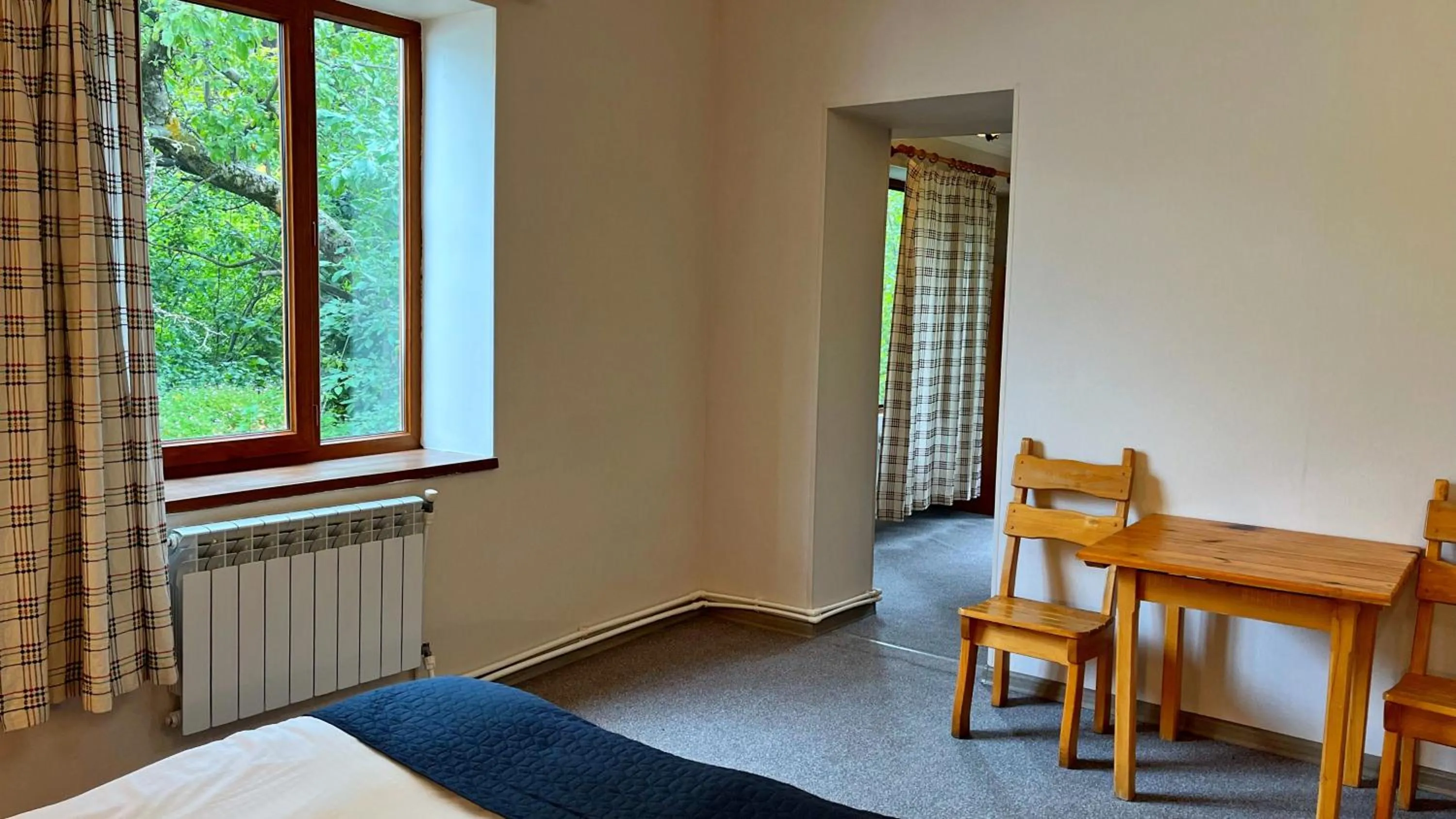 Photo of the whole room, Bed in Dil Hill by Sam