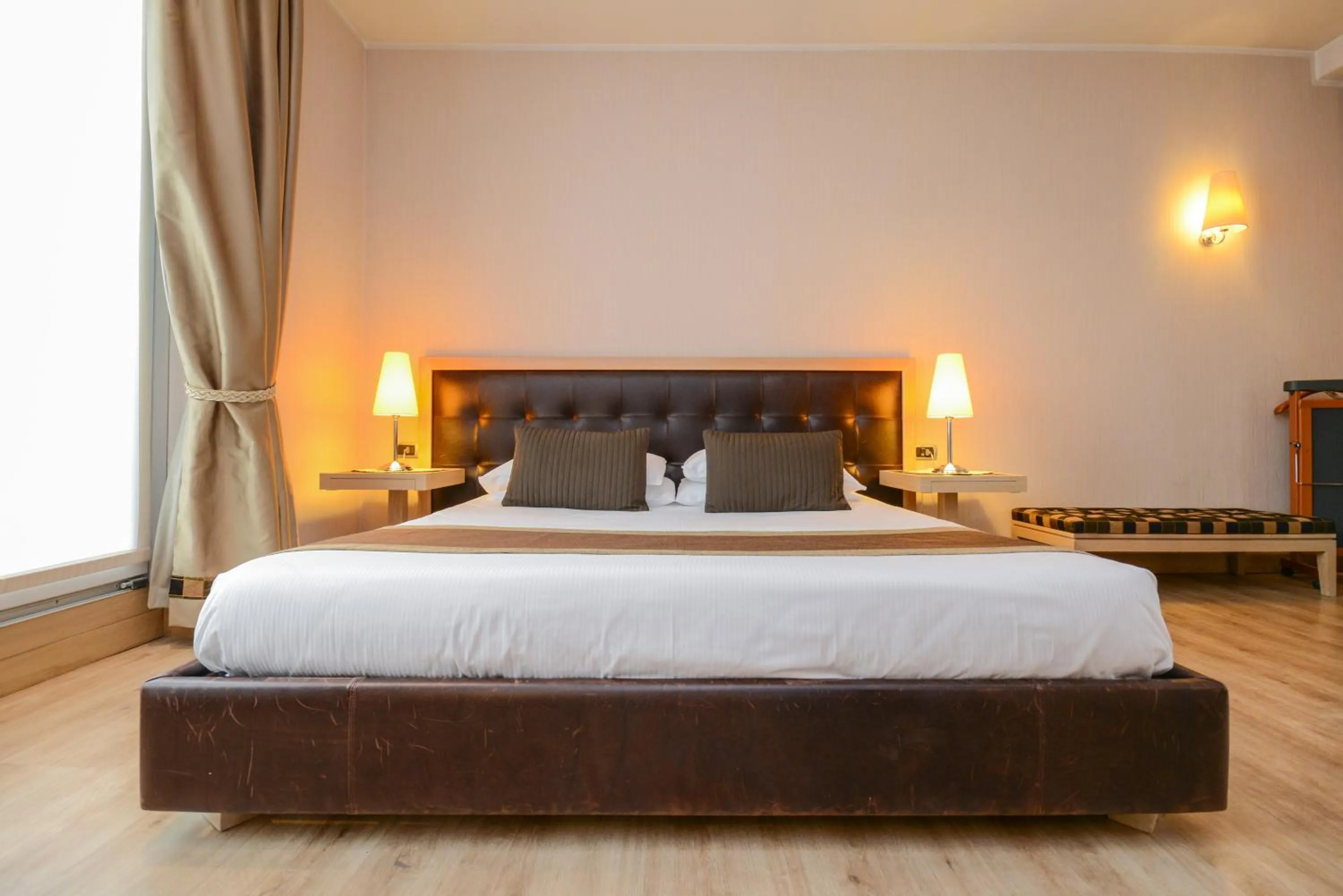 Bedroom, Bed in Hotel Master