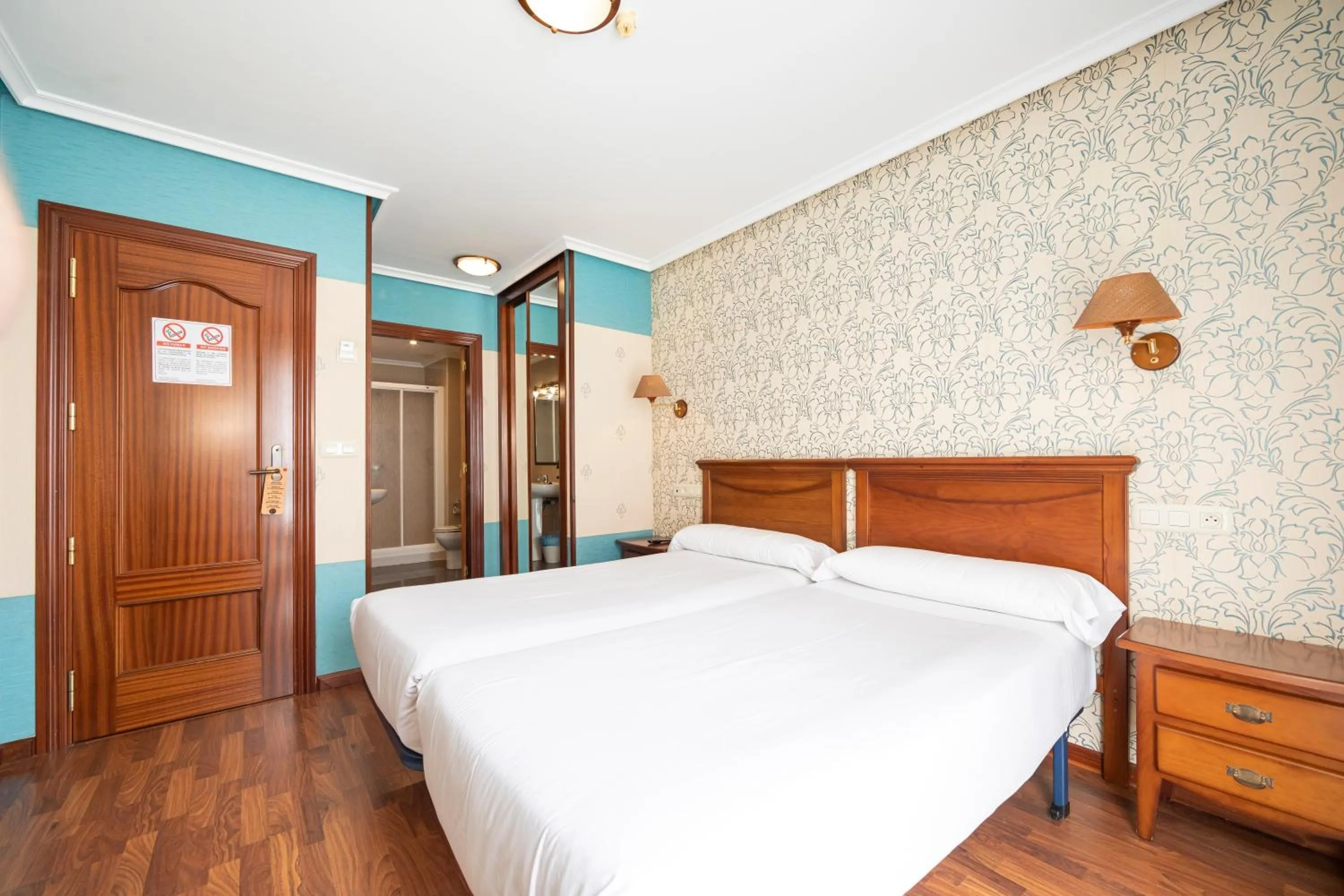 Bed in Hotel Puerto de Candás