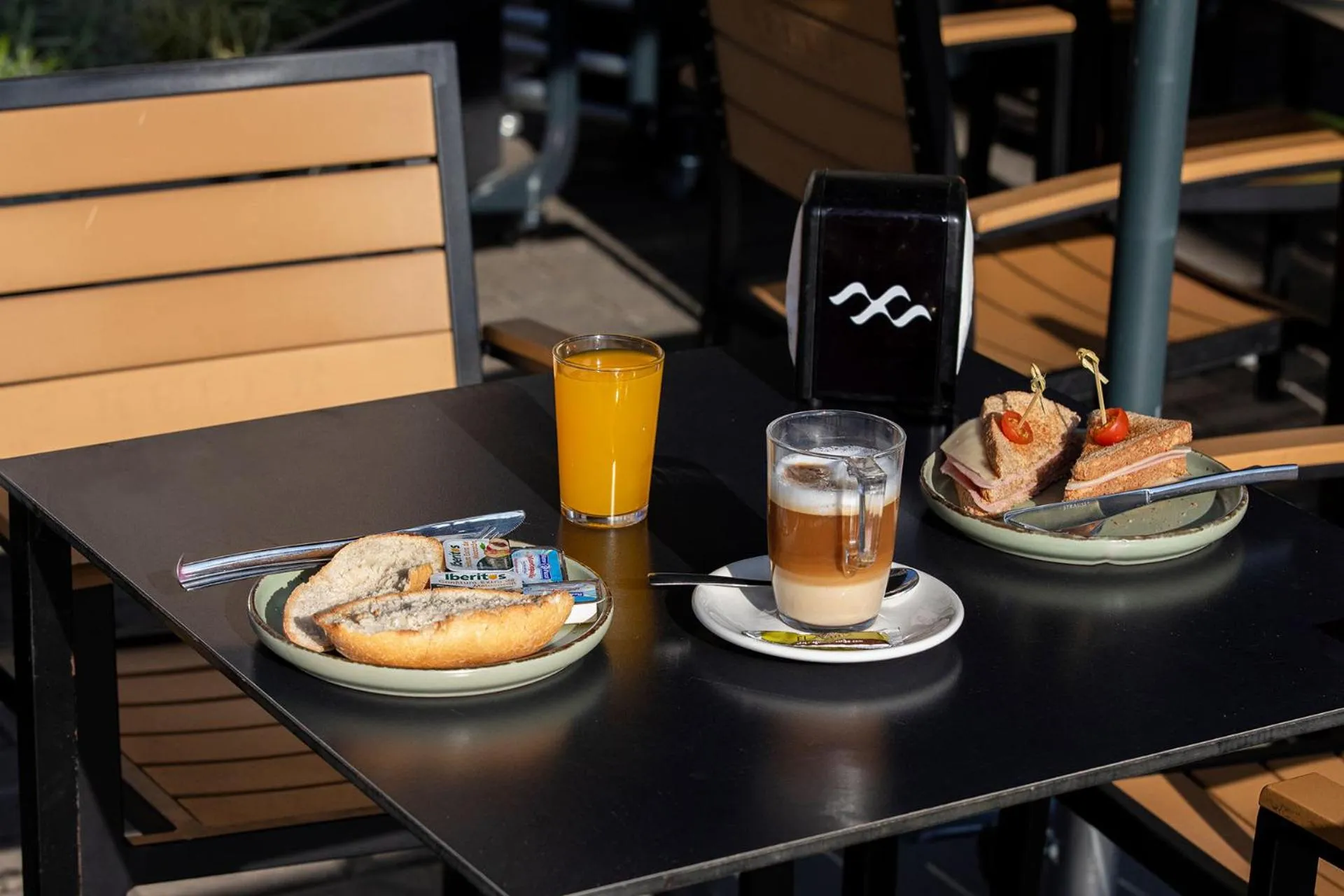 Balcony/Terrace in Hotel Puerto de Candás