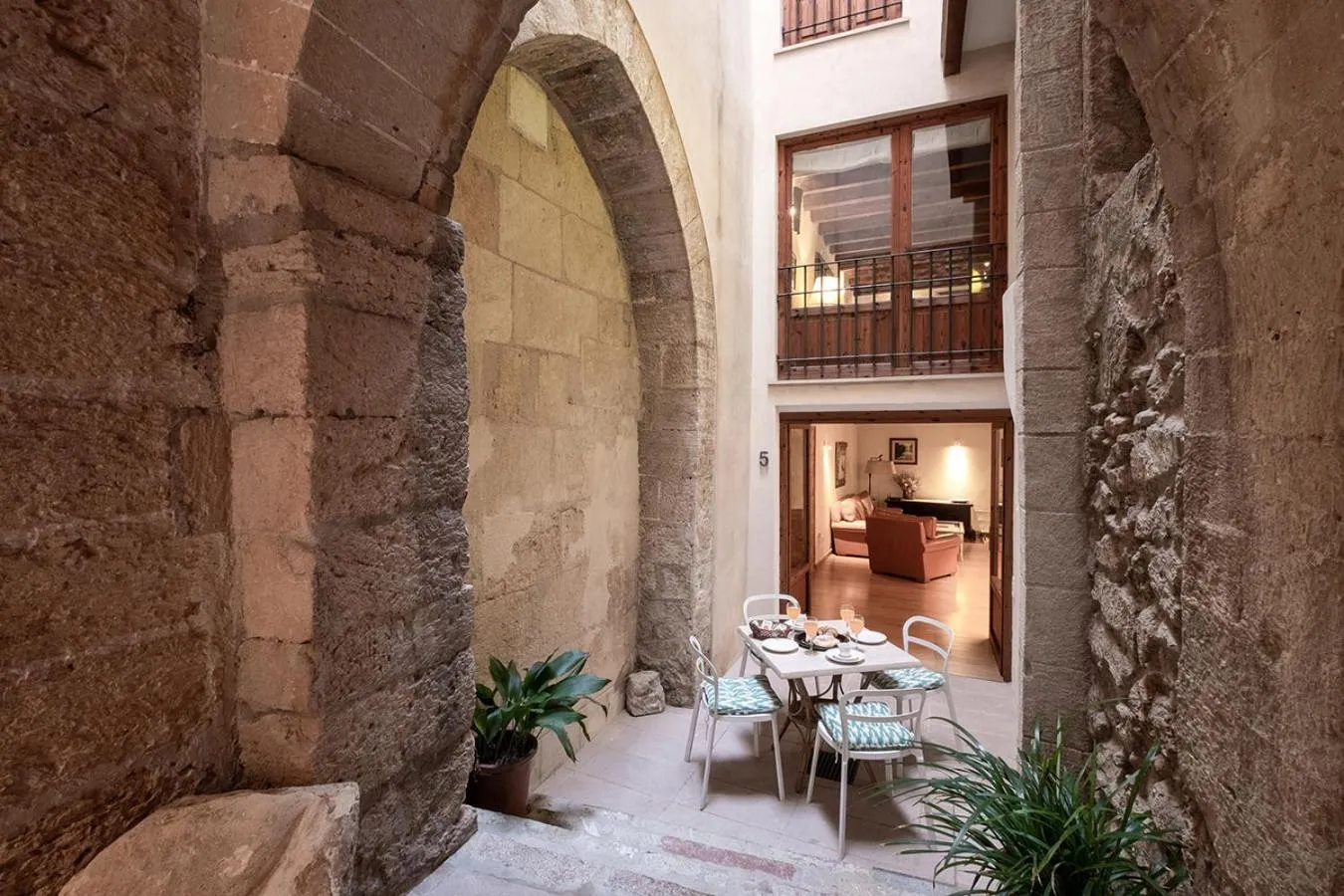 Balcony/Terrace in Ramón Llull House