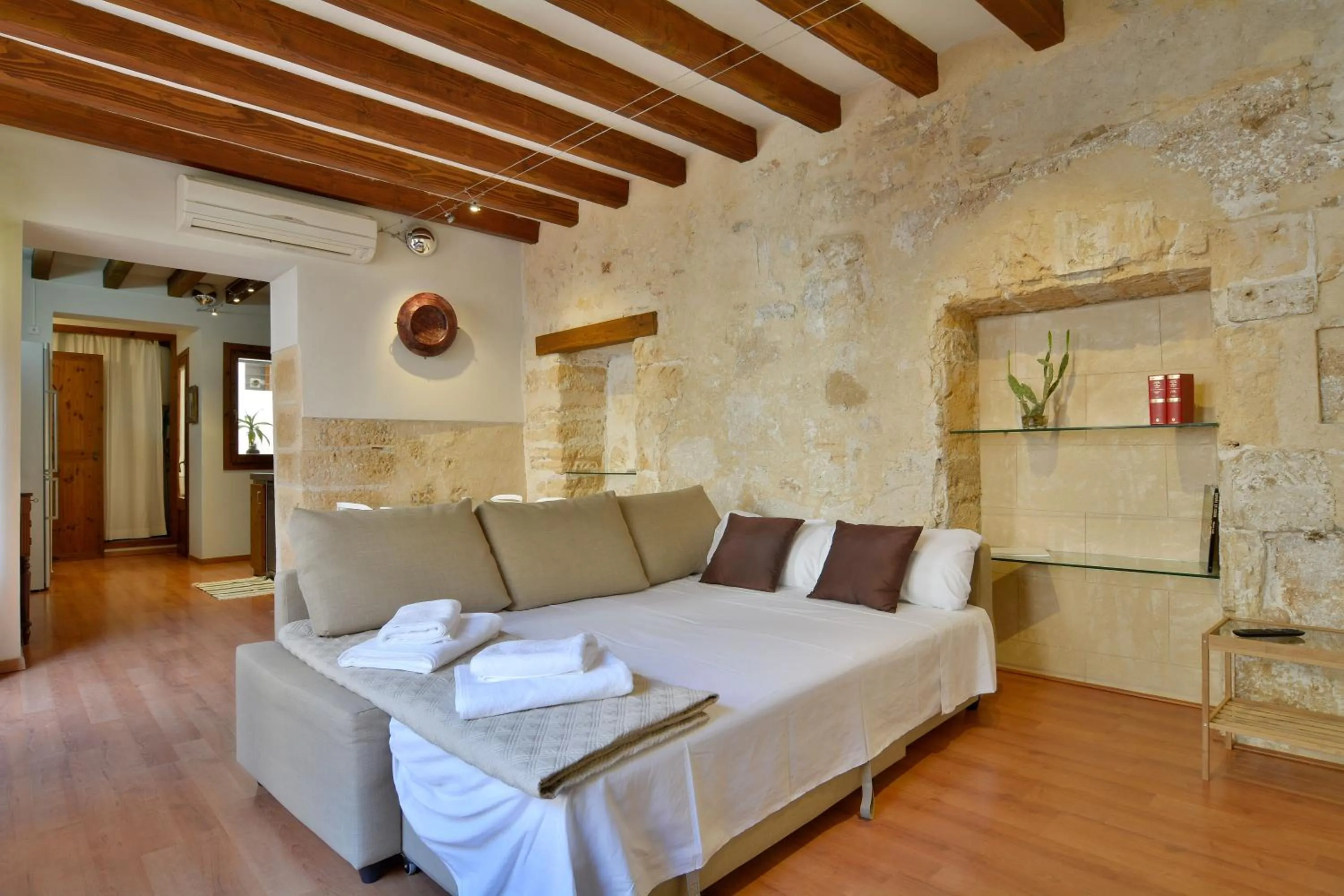 Living room in Ramón Llull House