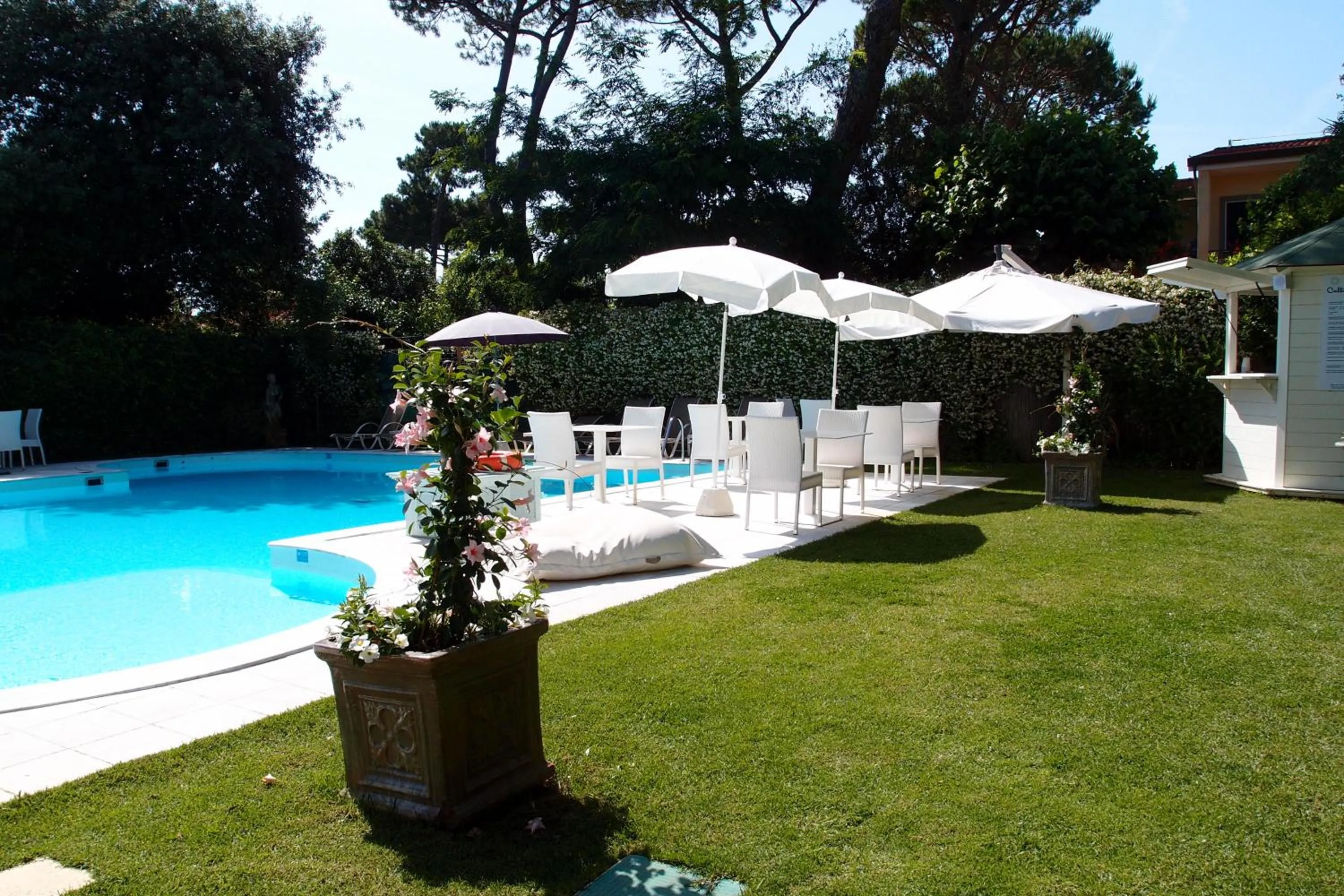 Garden in JR Resort Logos Forte dei Marmi