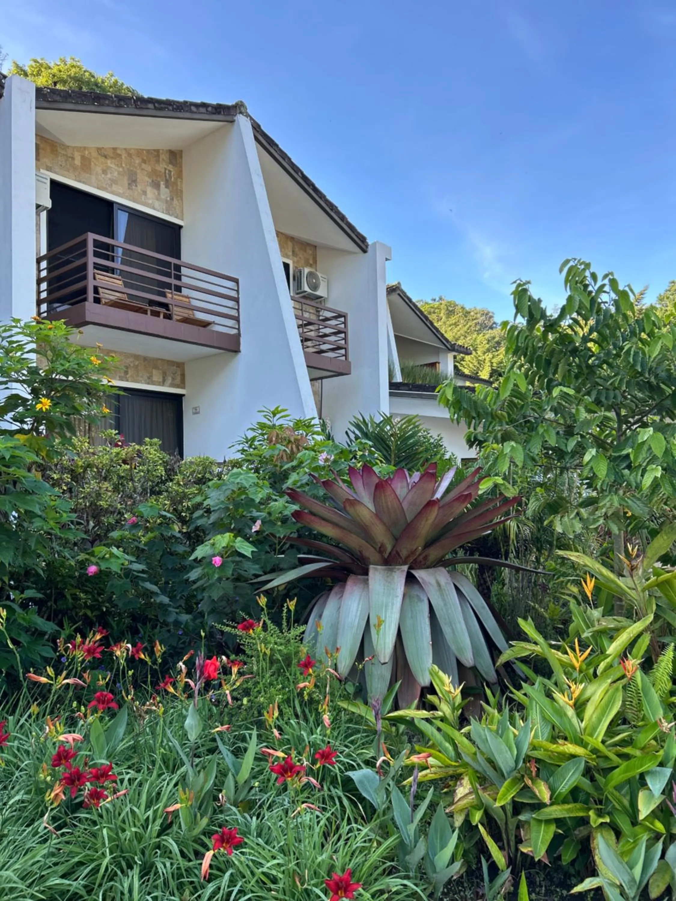 Property building in Hotel Ladera