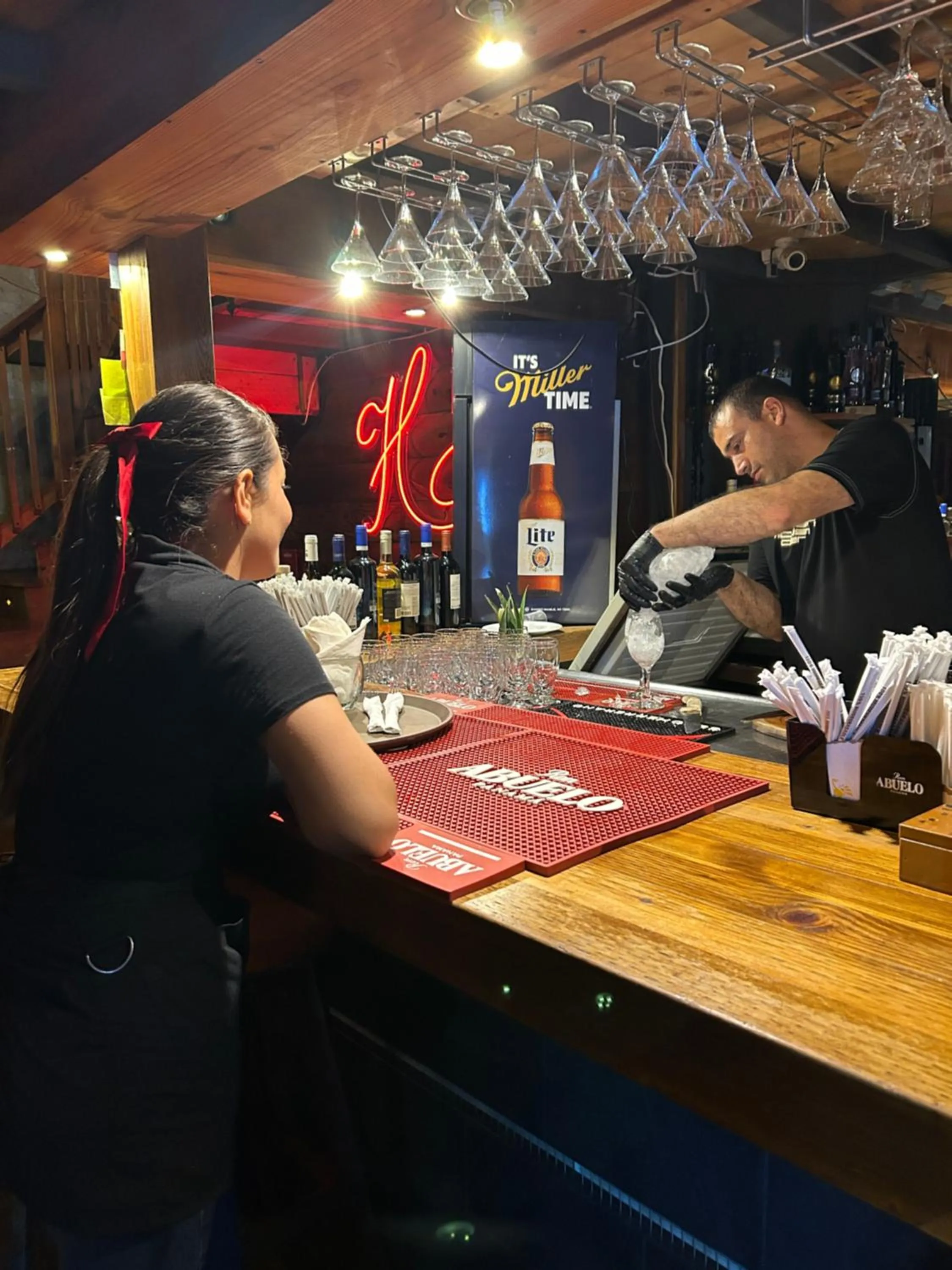 Restaurant/places to eat in Hotel Ladera