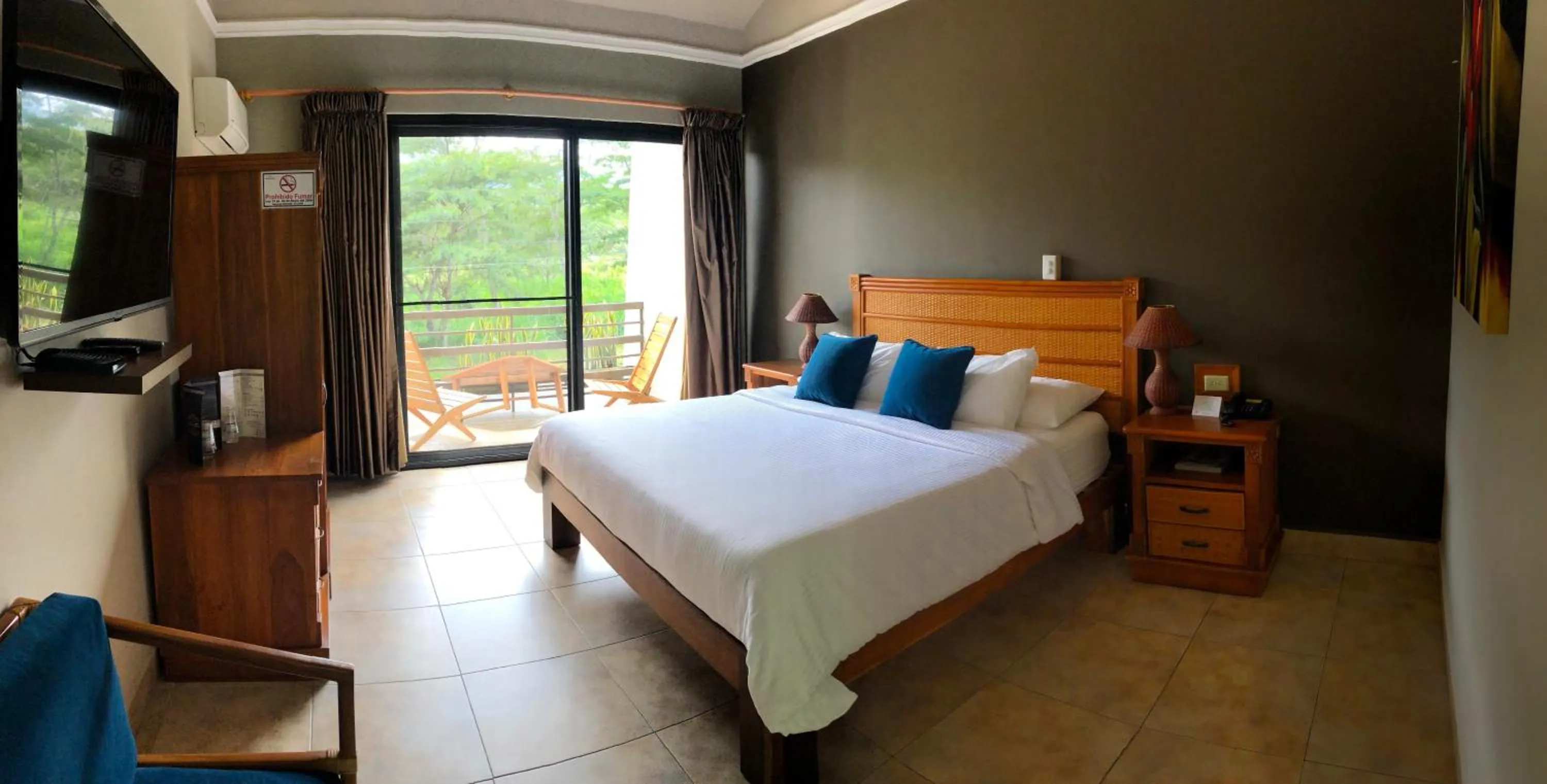 Photo of the whole room, Bed in Hotel Ladera