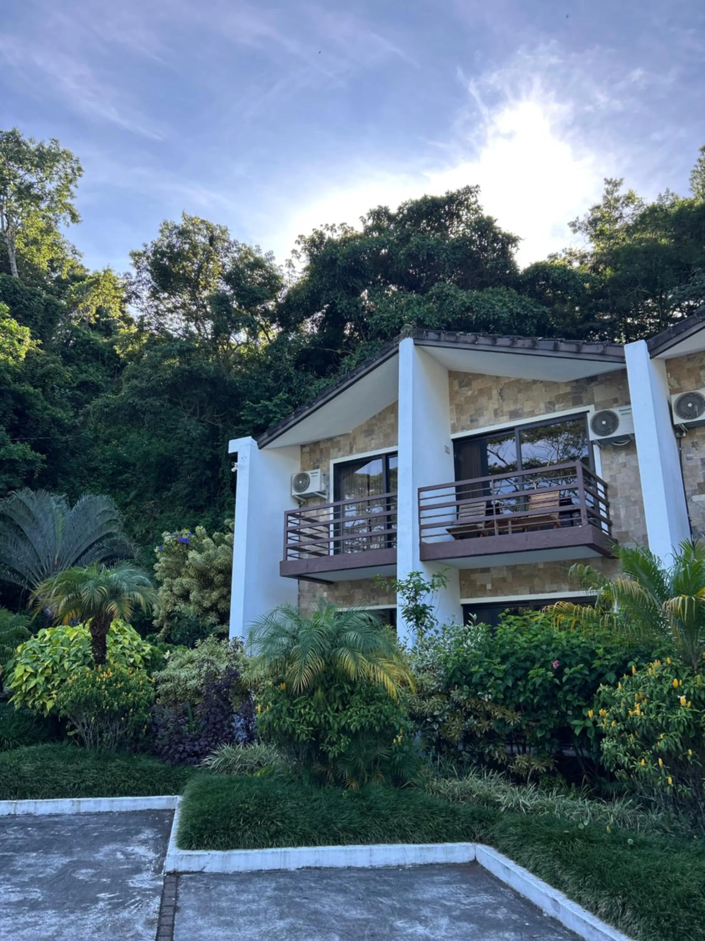 Property building in Hotel Ladera