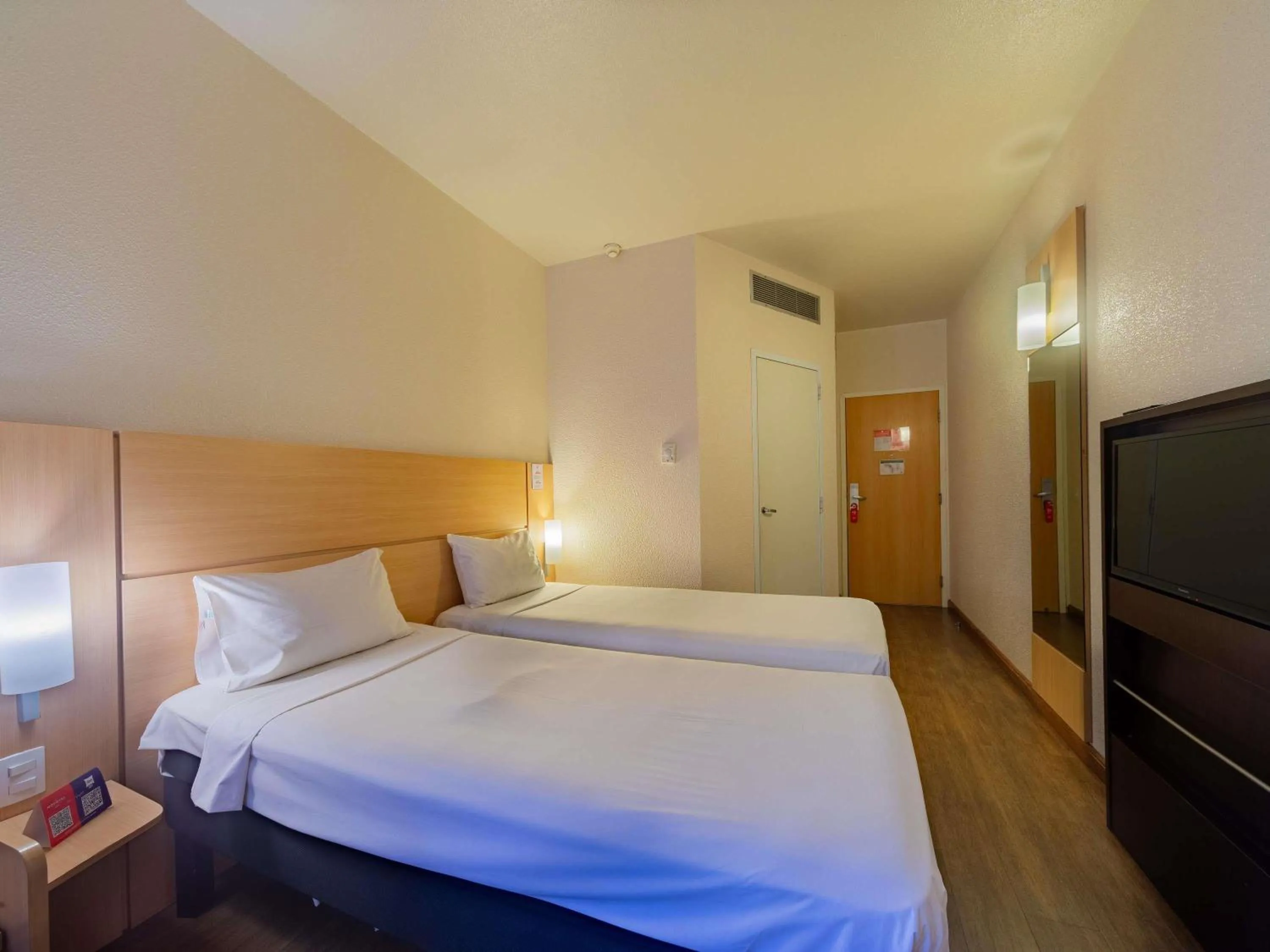 Bedroom, Bed in ibis Manaus Distrito Industrial