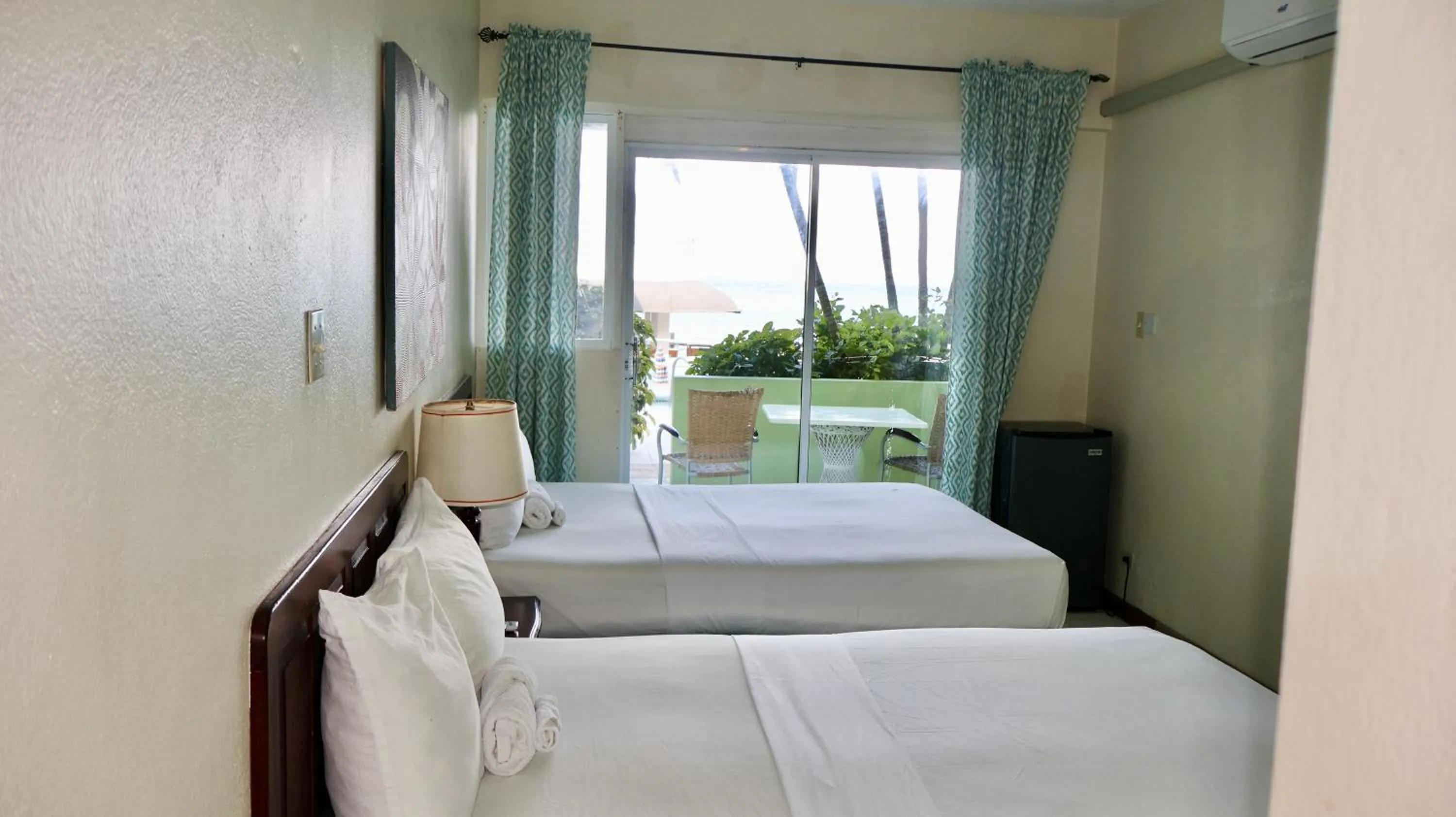 Bedroom, Bed in Ocean Palms