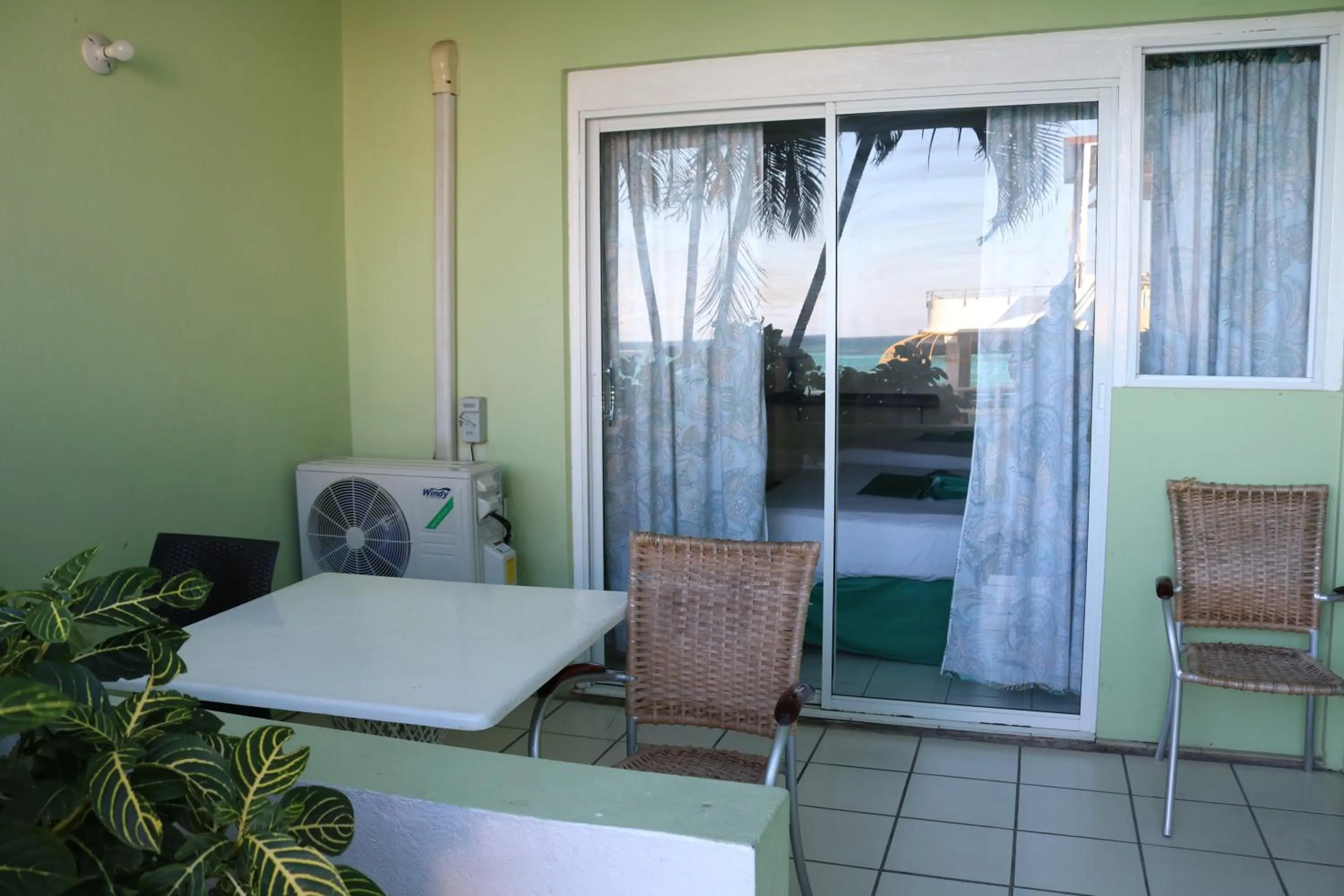Balcony/Terrace in Ocean Palms