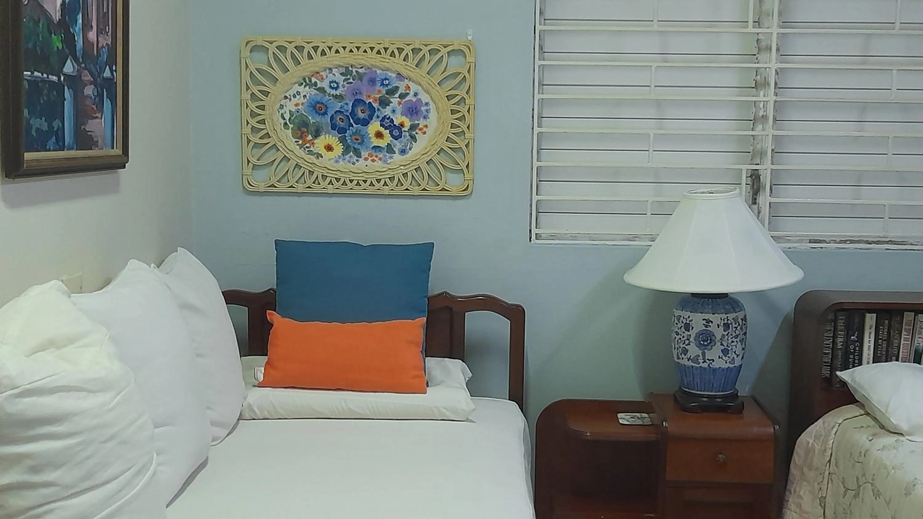 Bedroom, Bed in Neita's Nest