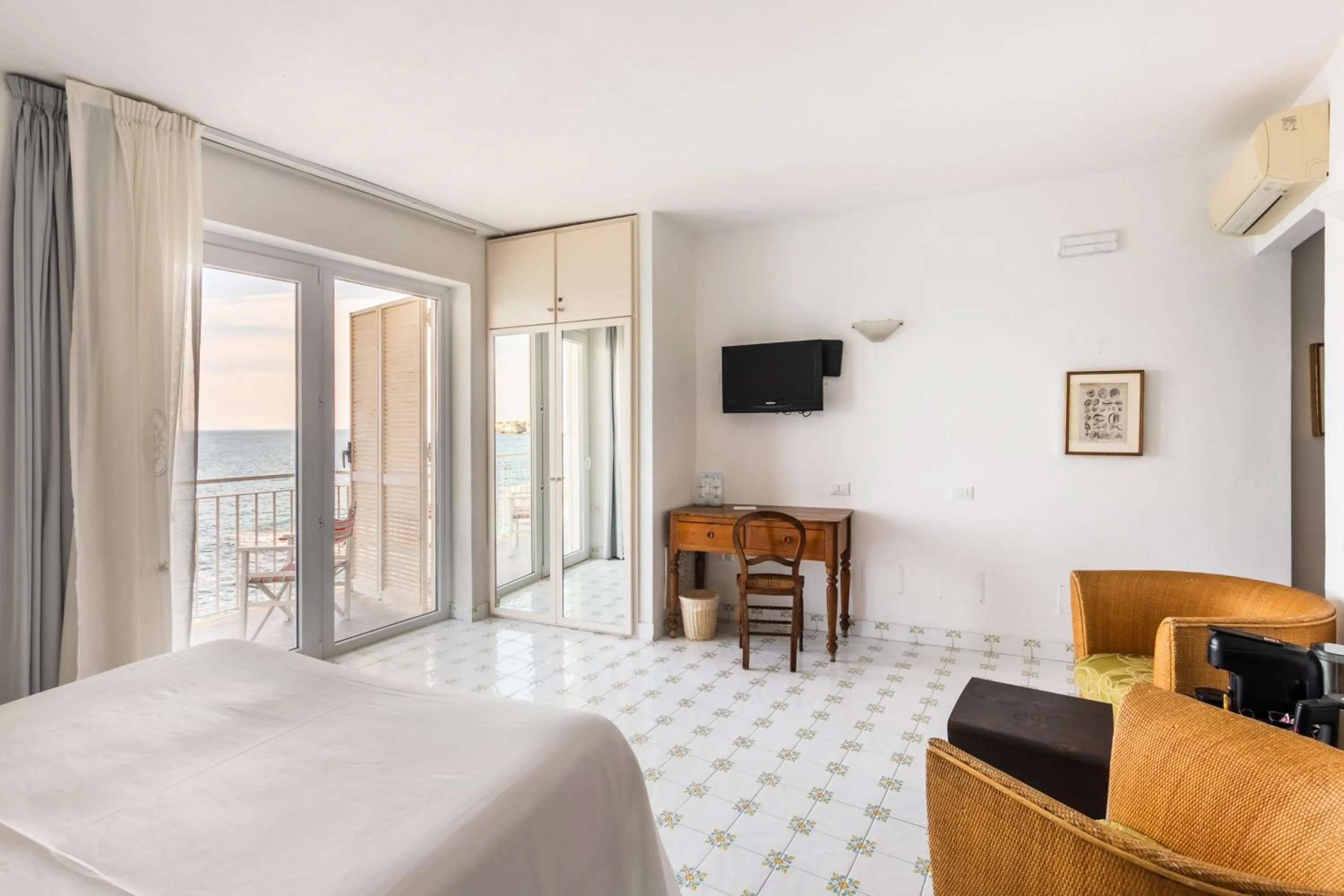 TV and multimedia, Bed in Giuggiulena