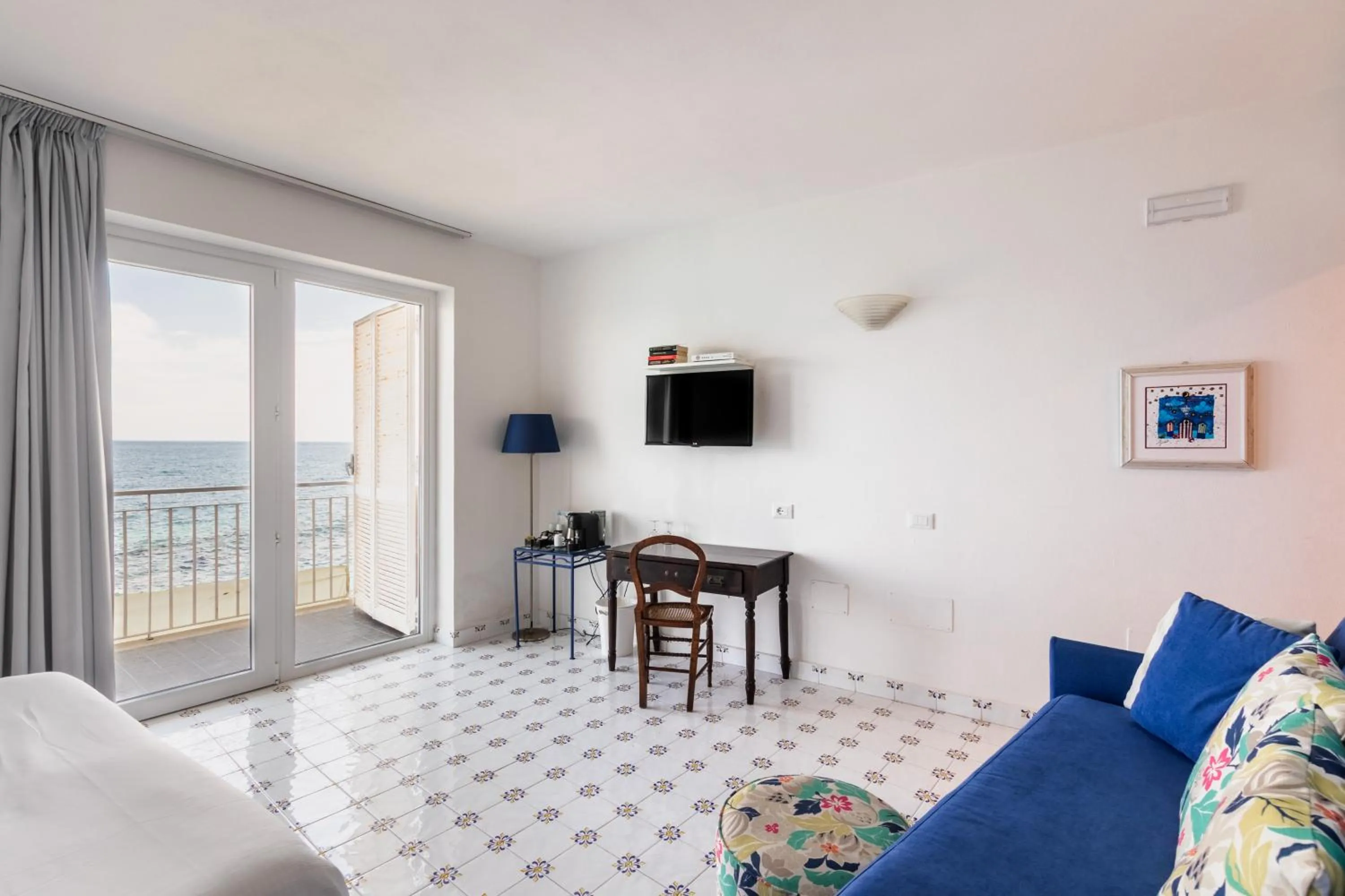 Photo of the whole room, Bed in Giuggiulena