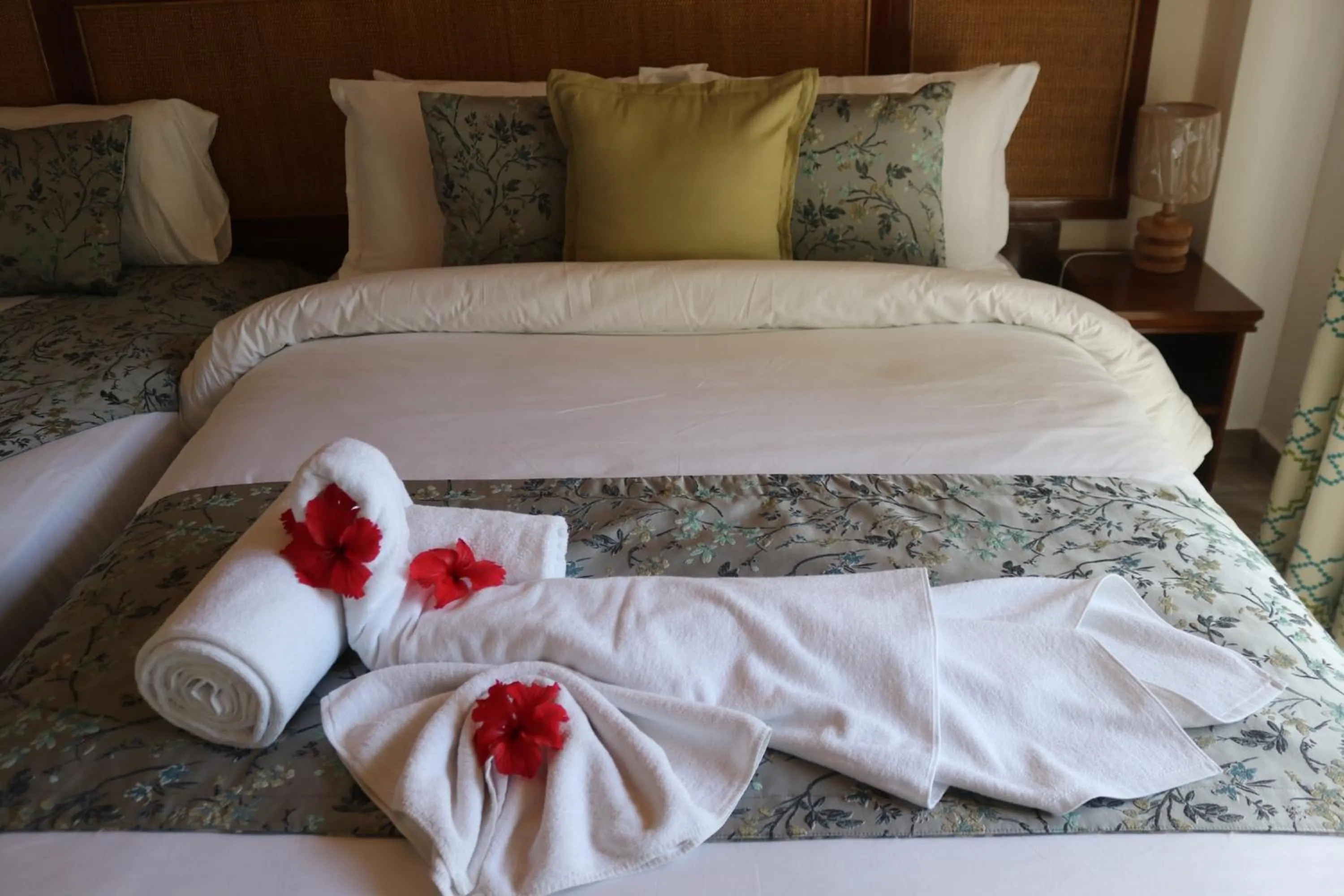 Family, Bed in Mountain View Hotel