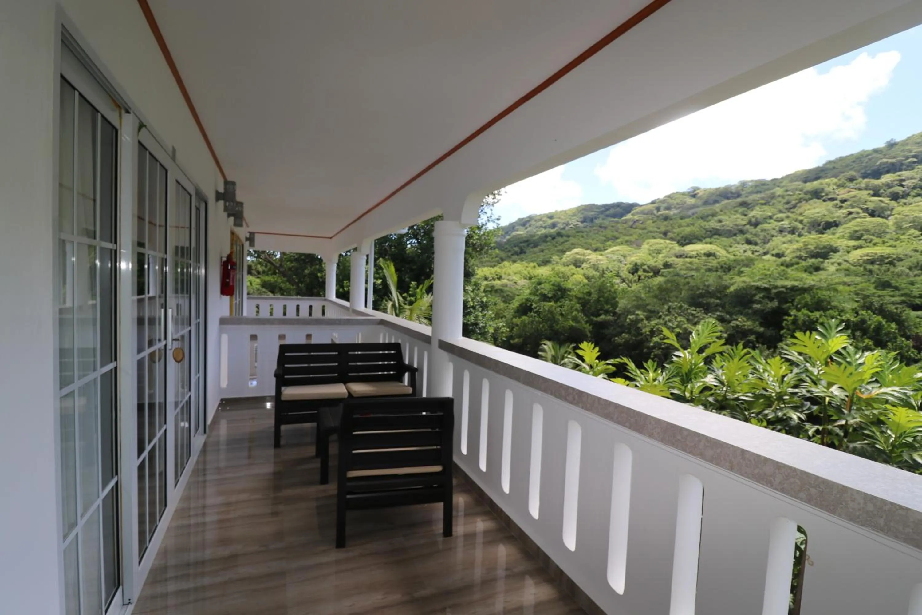 Balcony/Terrace in Mountain View Hotel