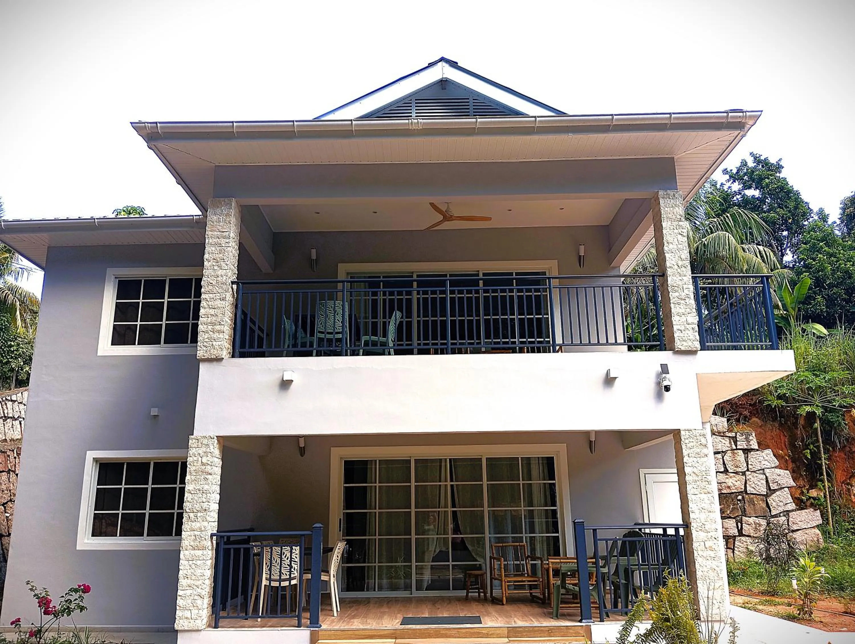 Property building in Mountain View Hotel