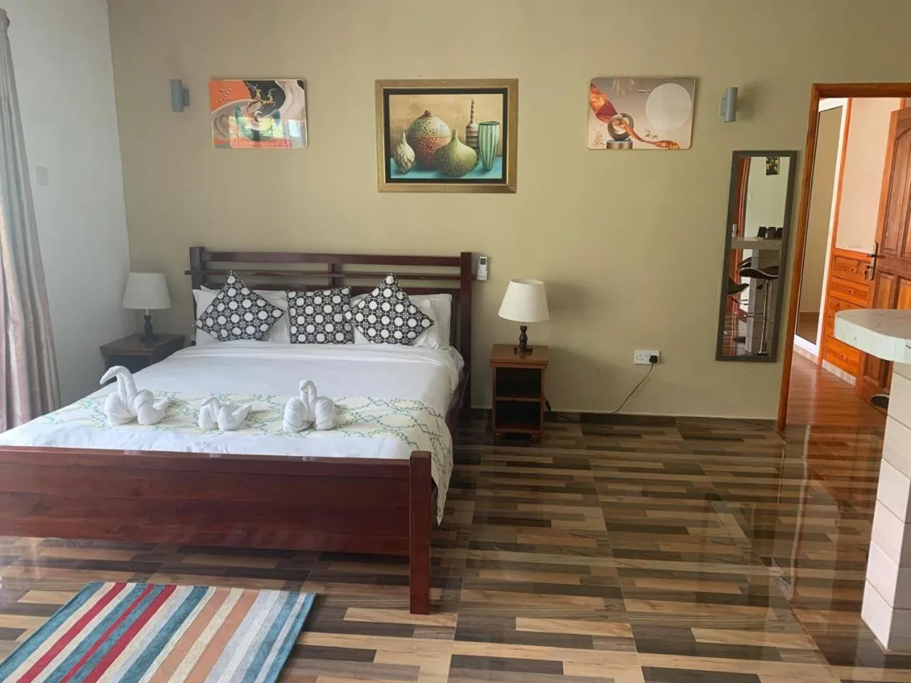 Bed in Mountain View Hotel