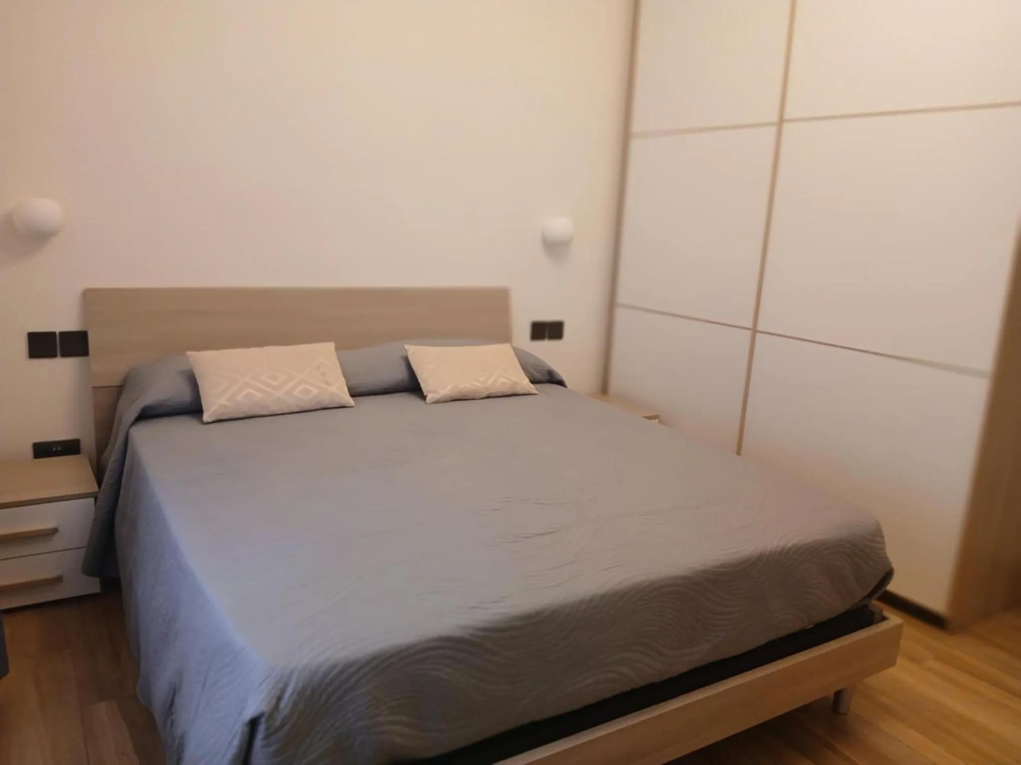 Bed in Mountain View Hotel