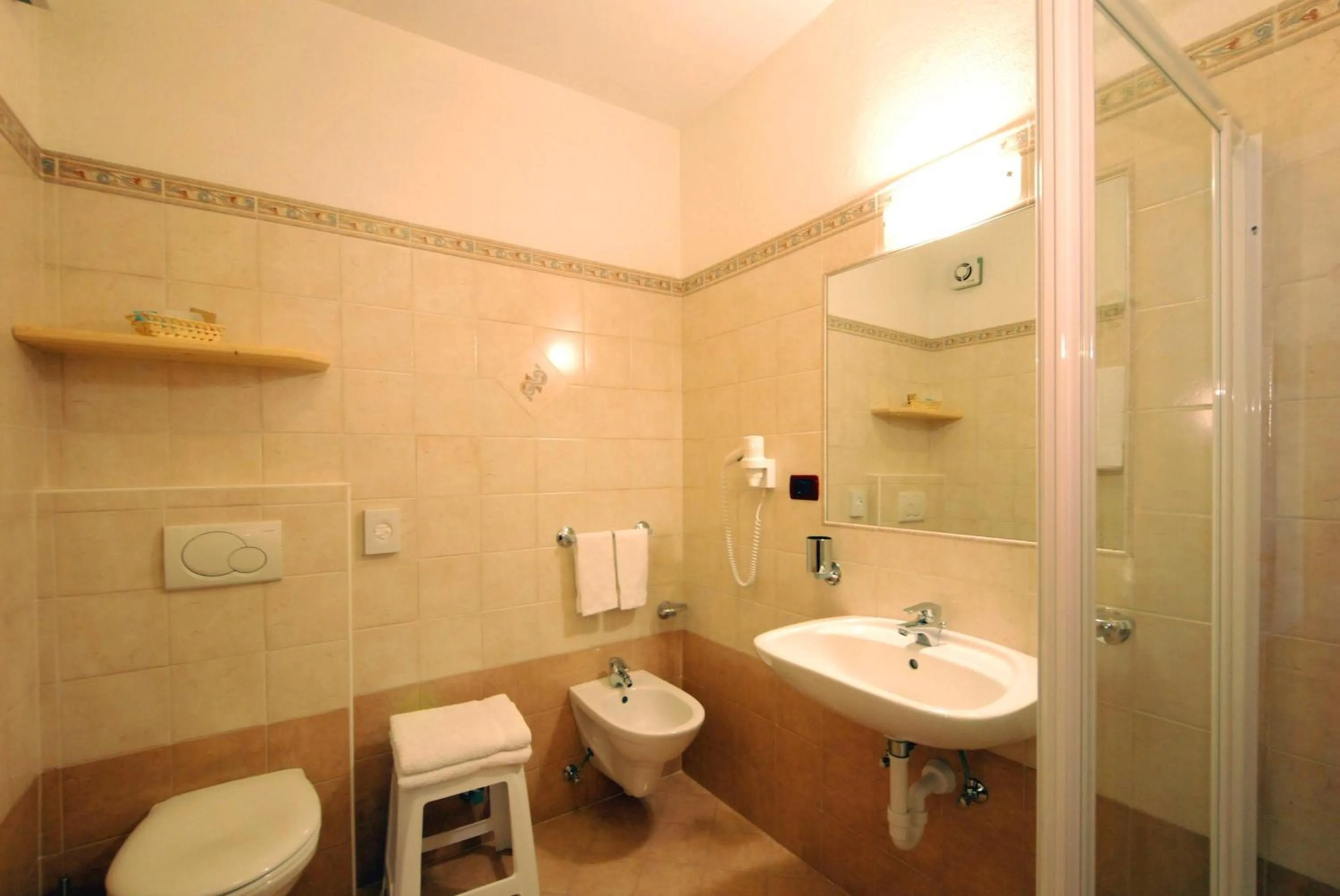 Bathroom in Hotel L'Ideale