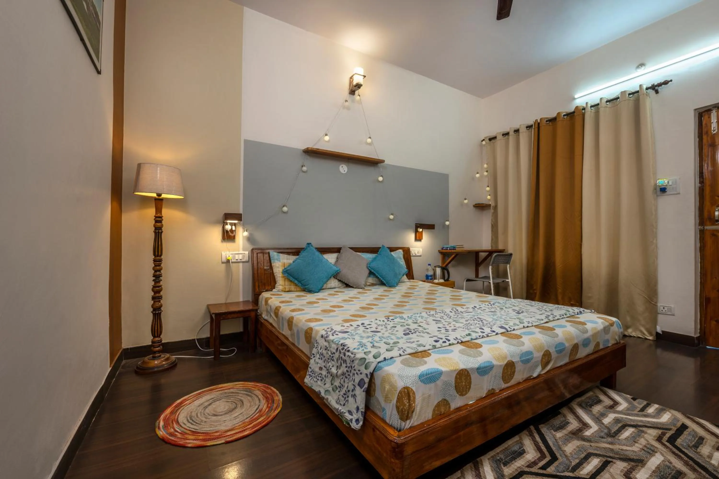 Double Room with Balcony - single occupancy in The Birdhouse Villa