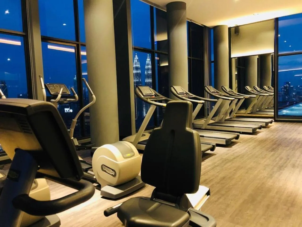 Fitness centre/facilities in Vortex Suites klcc by Rit