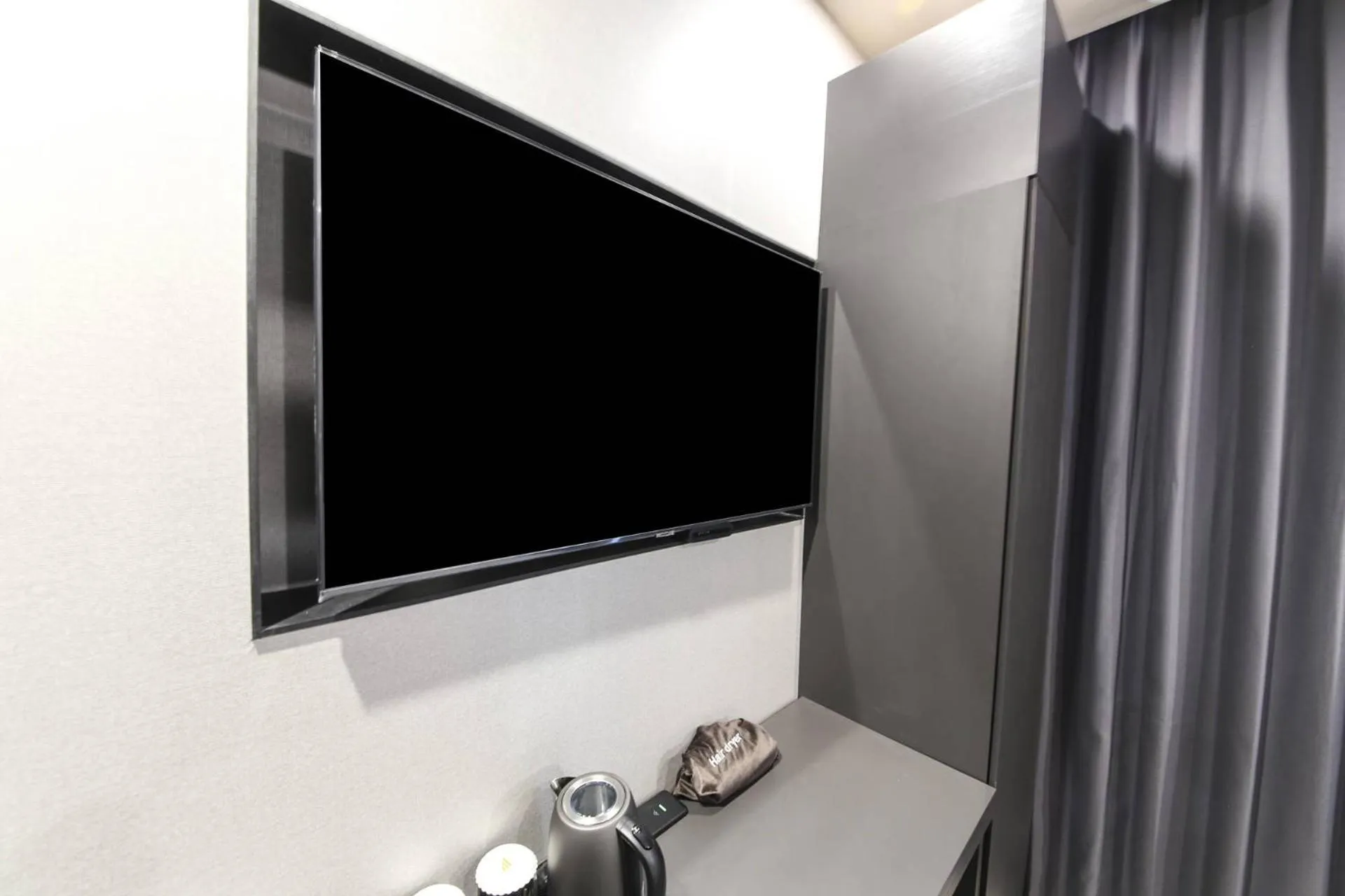 TV and multimedia in City Hotel the Busan Metro