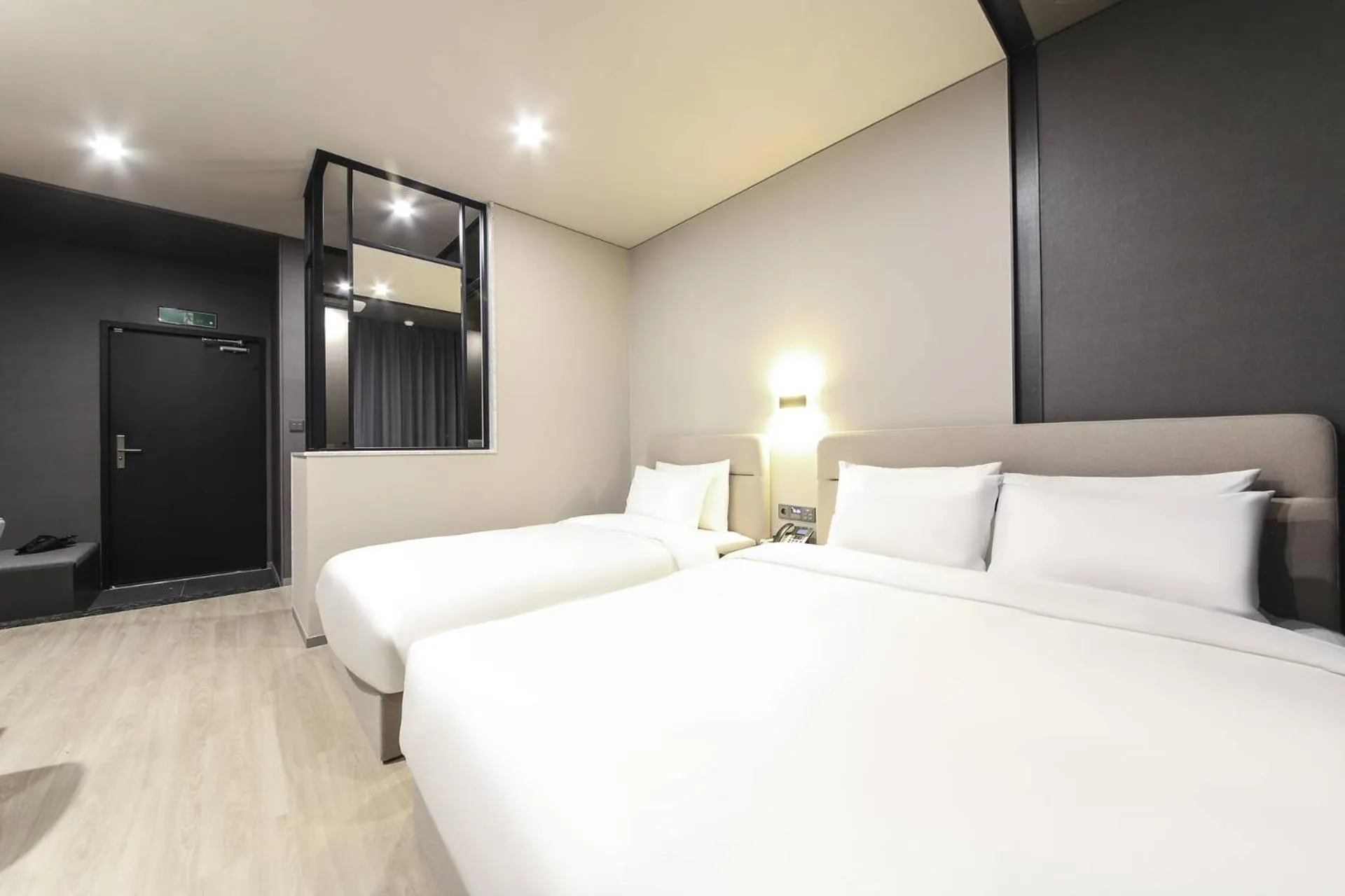 Bed in City Hotel the Busan Metro