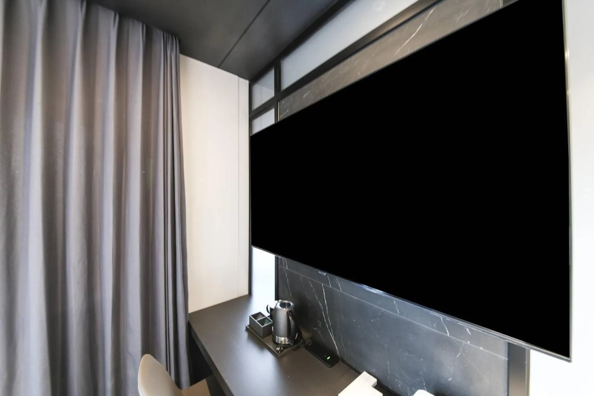 TV and multimedia in City Hotel the Busan Metro