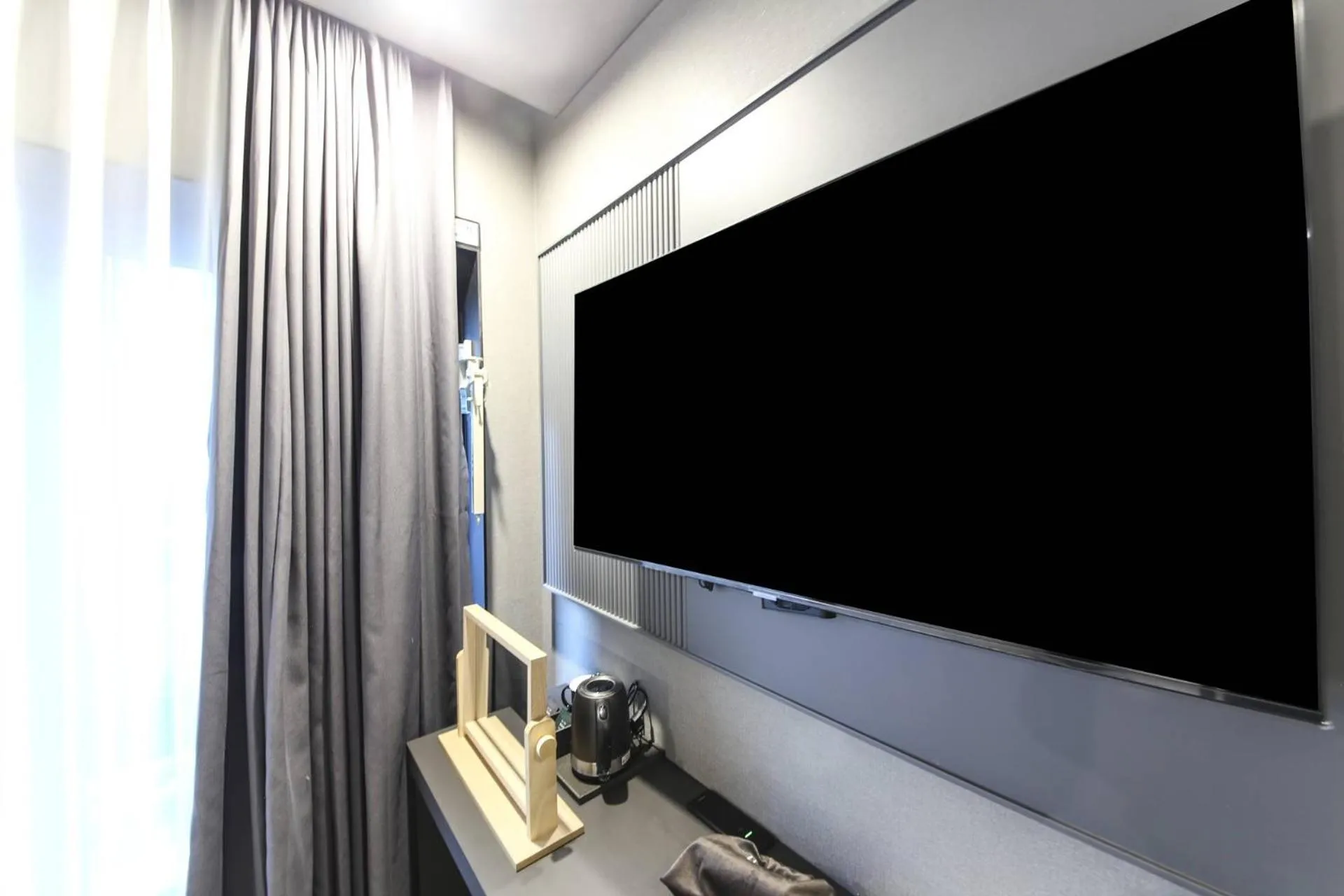 TV and multimedia in City Hotel the Busan Metro