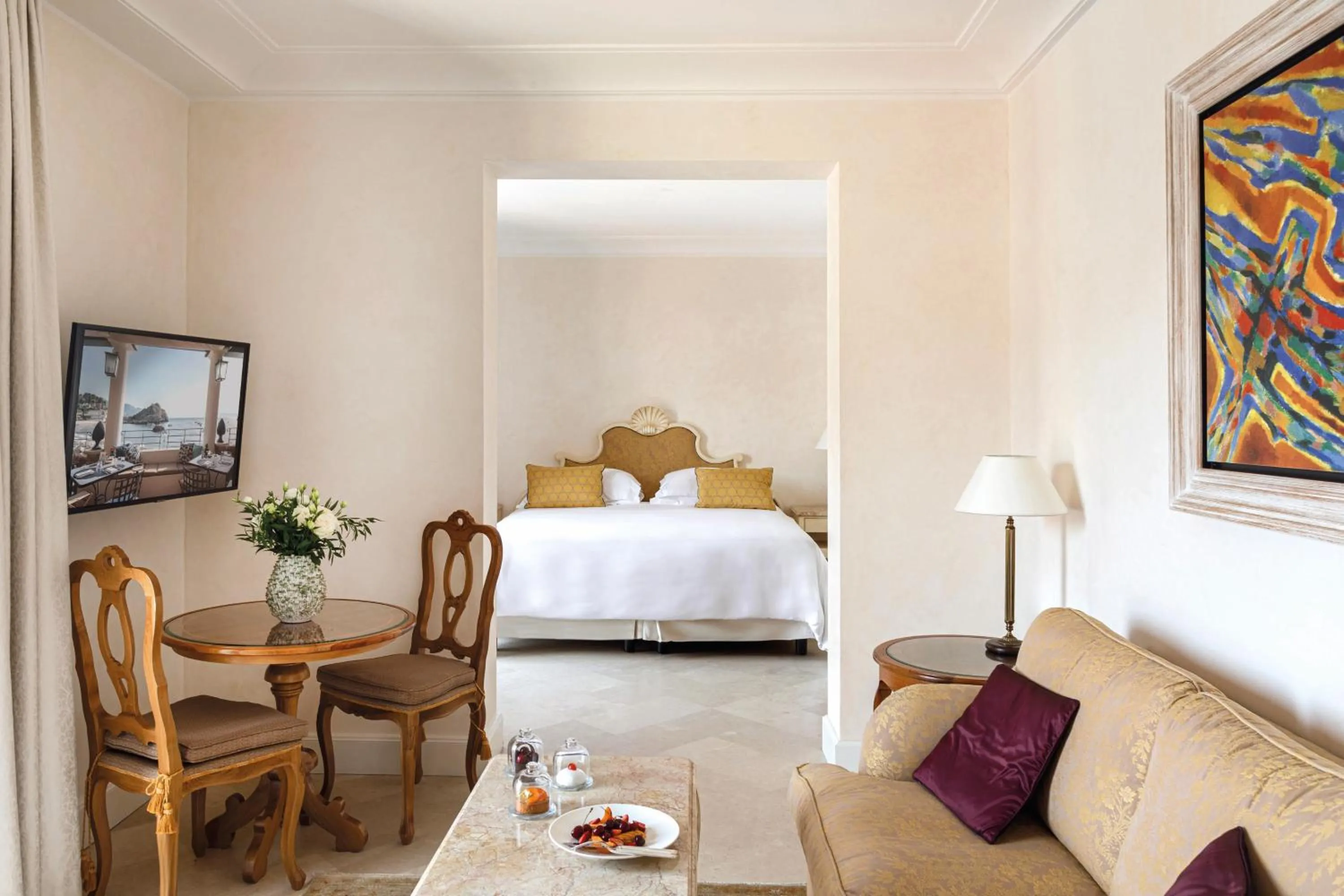 Living room, Bed in Villa Sant'Andrea, A Belmond Hotel, Taormina Mare