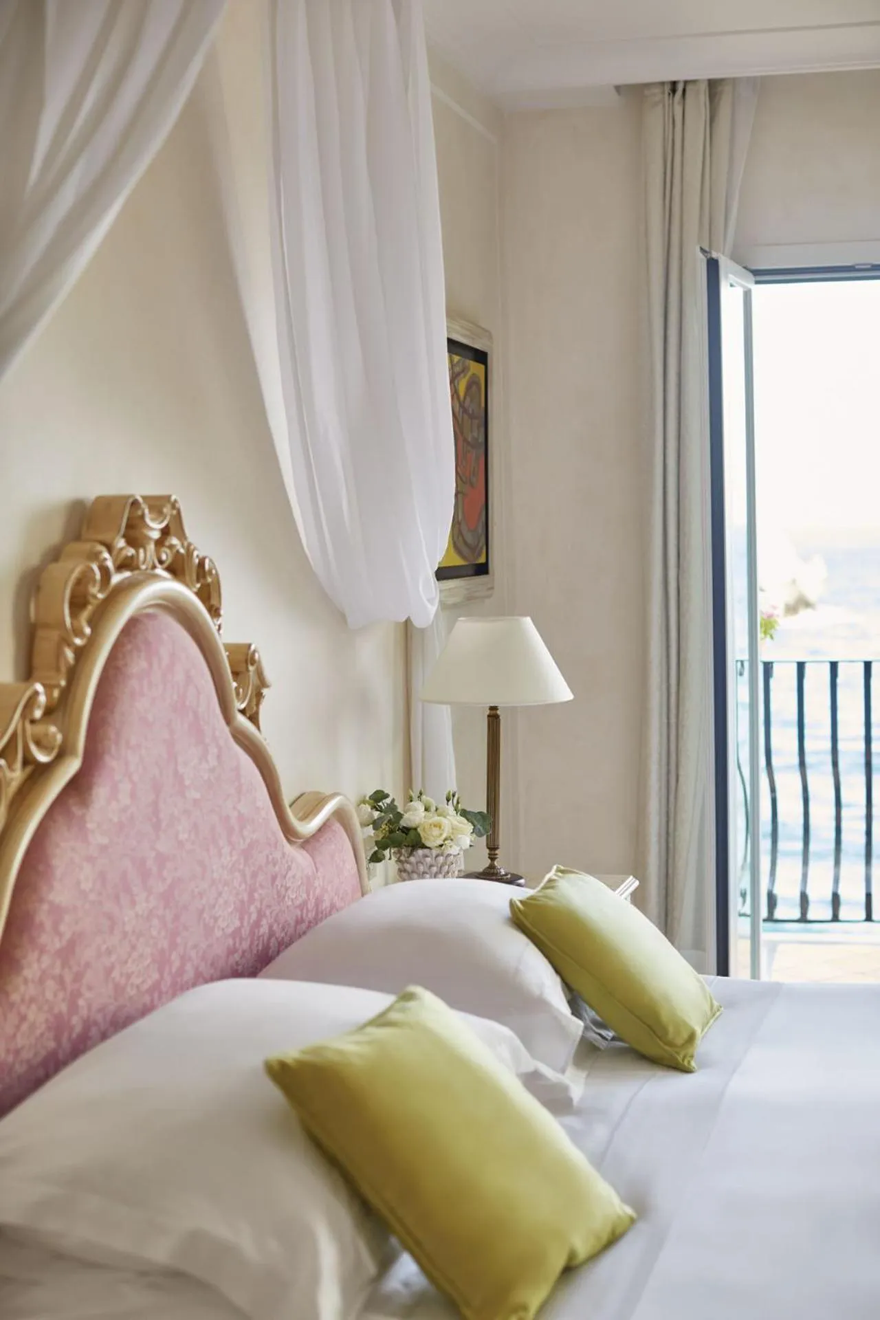 Bedroom, Bed in Villa Sant'Andrea, A Belmond Hotel, Taormina Mare