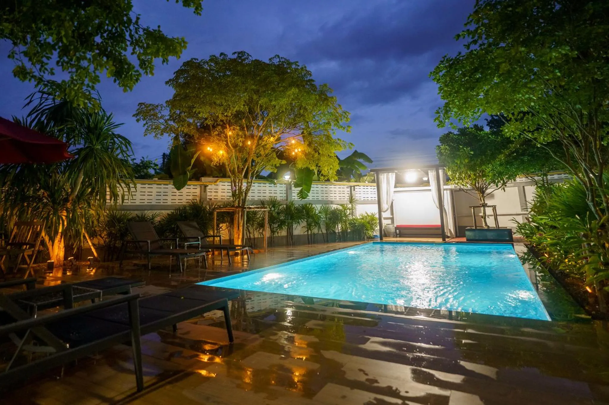 Swimming pool in Baan Nern Khao Resort Pattaya