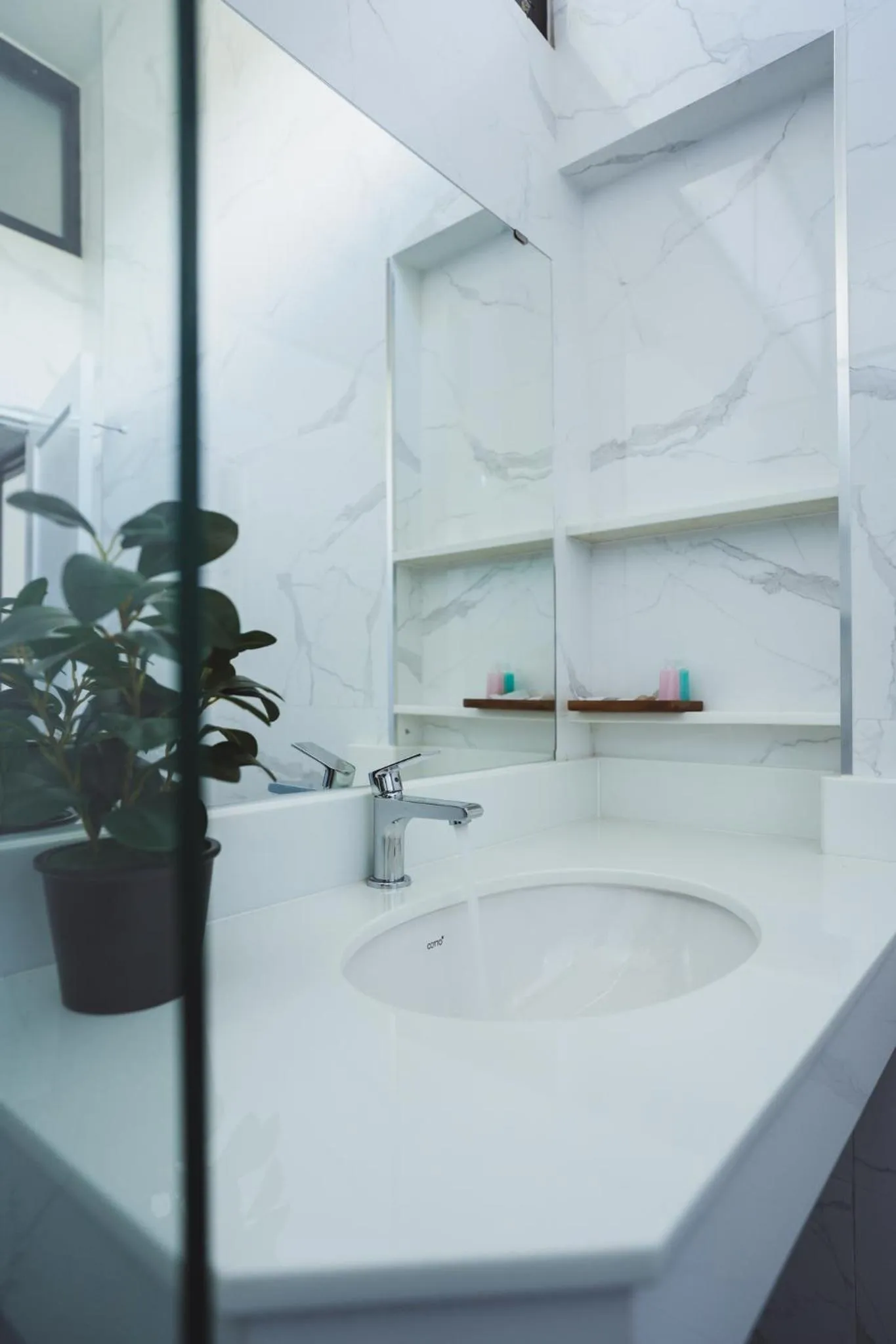 Toilet in Baan Nern Khao Resort Pattaya