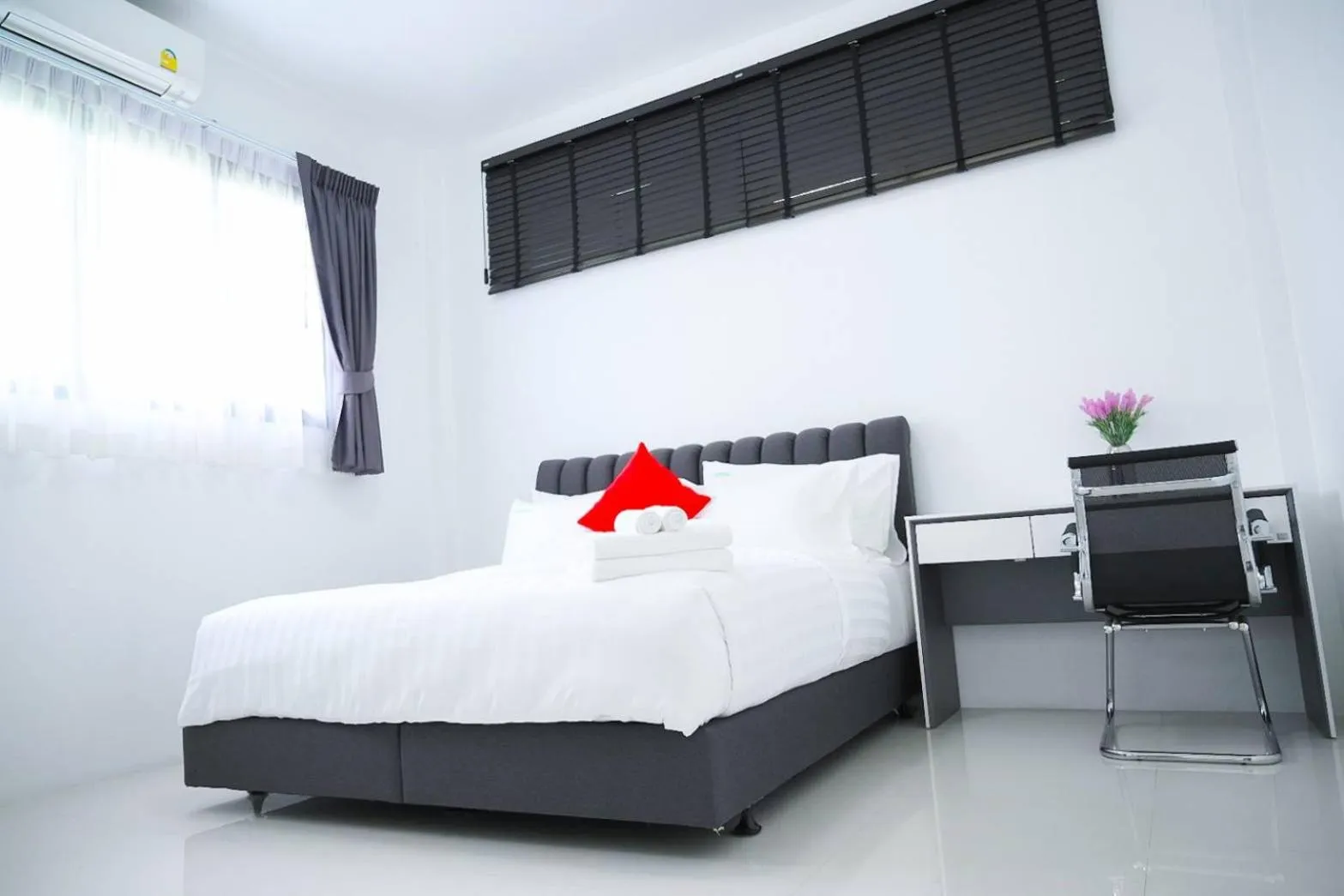 Bedroom, Bed in Baan Nern Khao Resort Pattaya