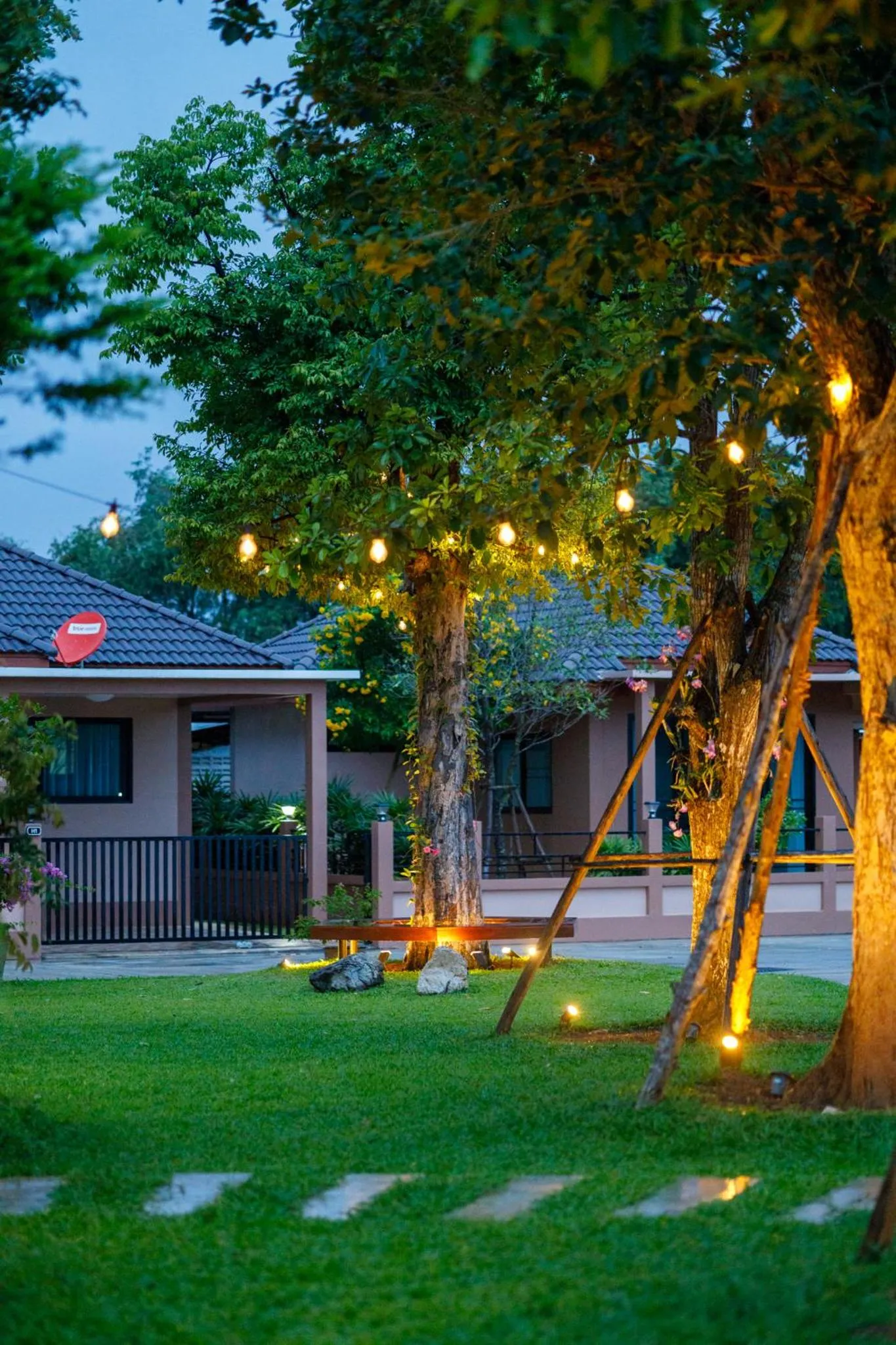 Garden in Baan Nern Khao Resort Pattaya