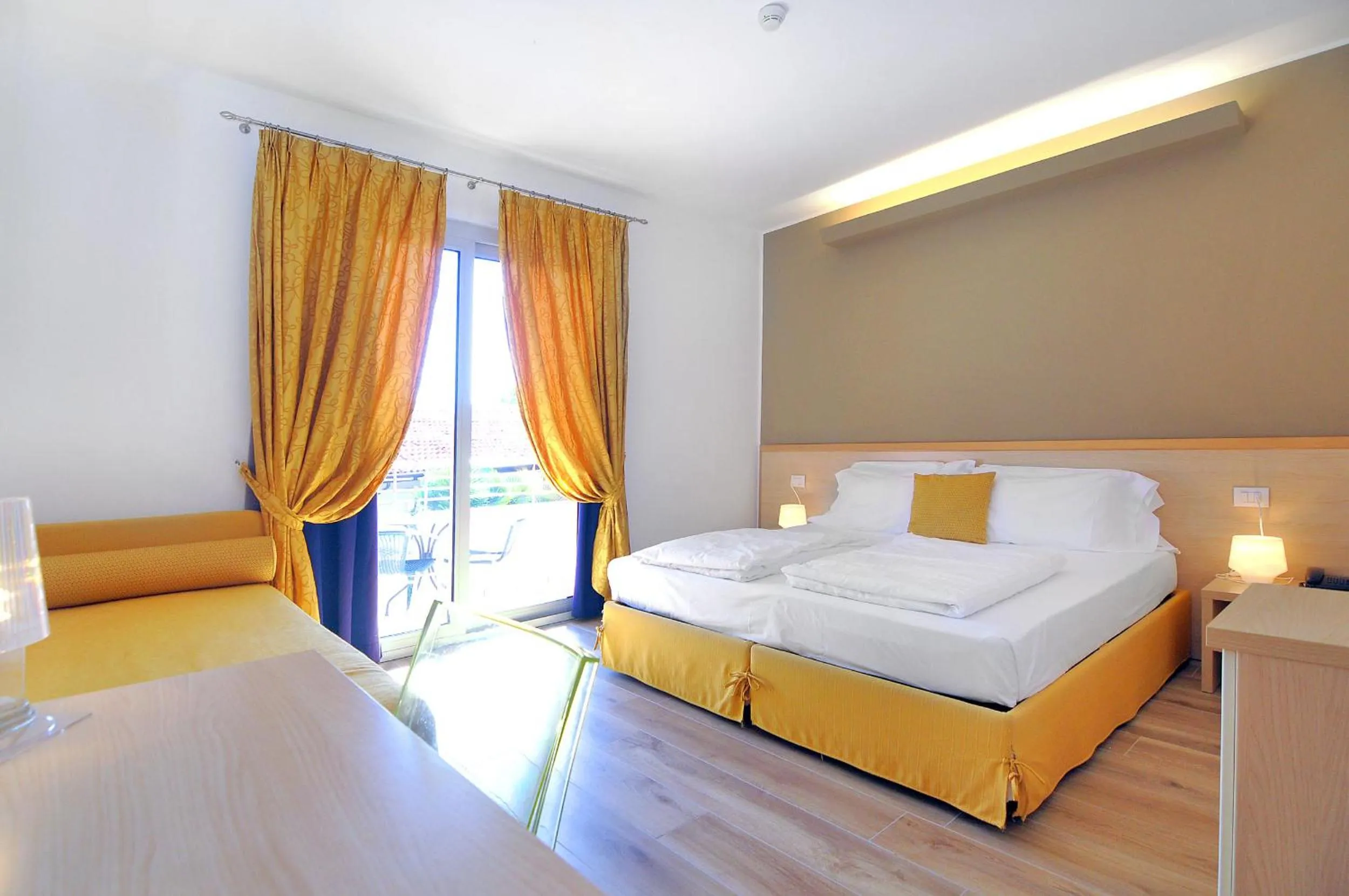 Bedroom, Bed in Eco Hotel Cleofe