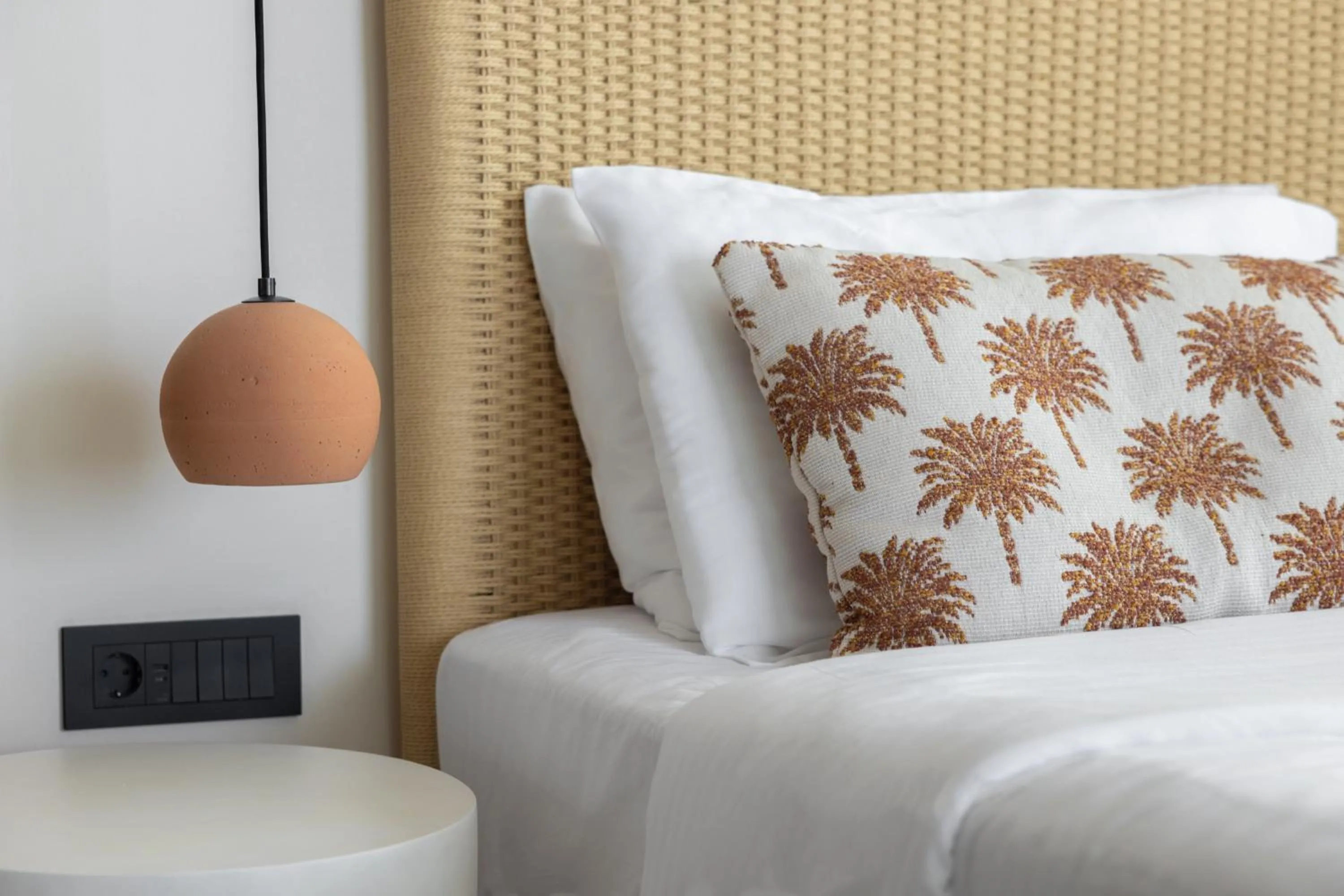 Decorative detail, Bed in Cavo Marelia