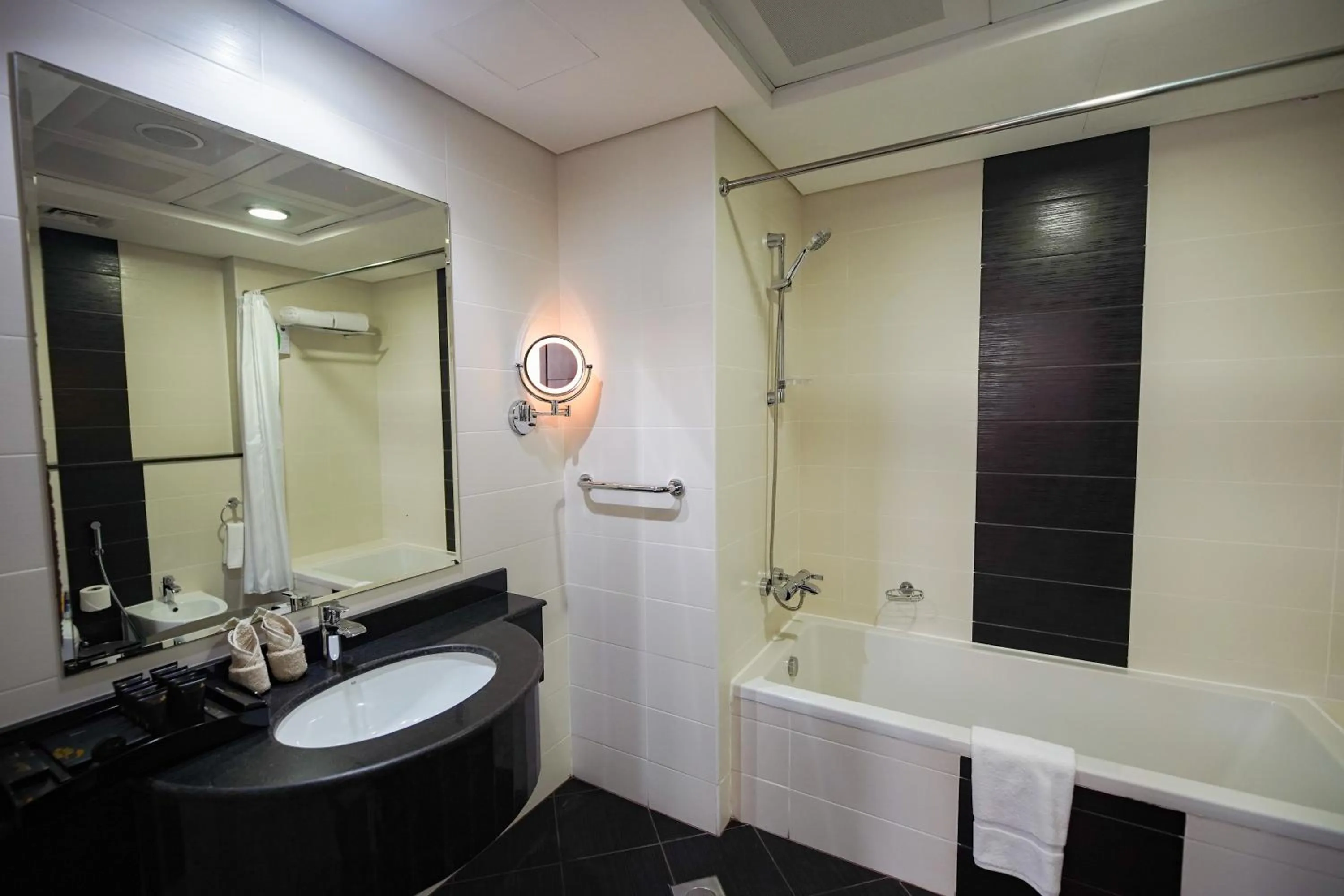 Bathroom in Grand Villaggio Hotel Abu Dhabi