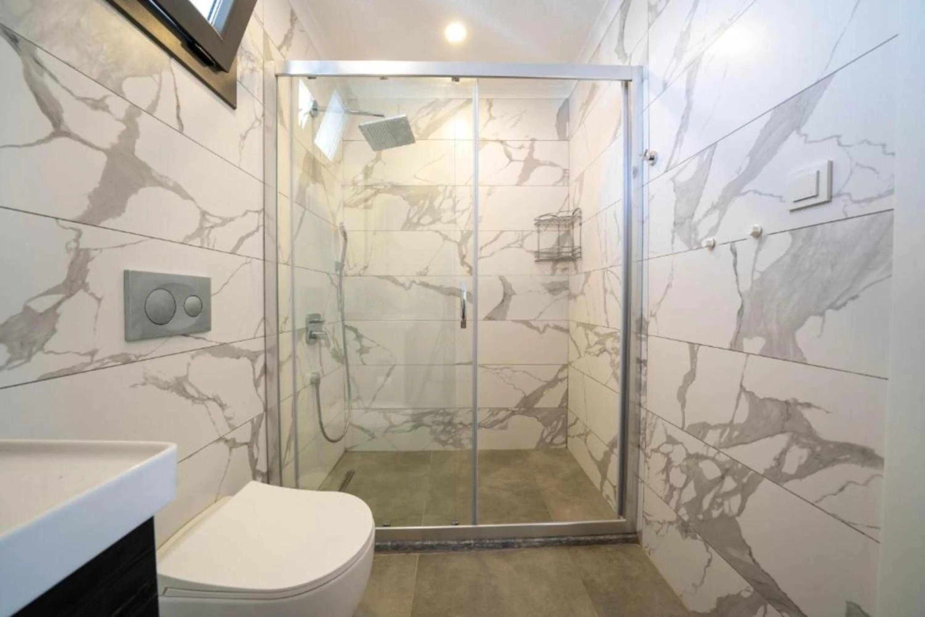 Shower in Naz Liman Otel Bodrum