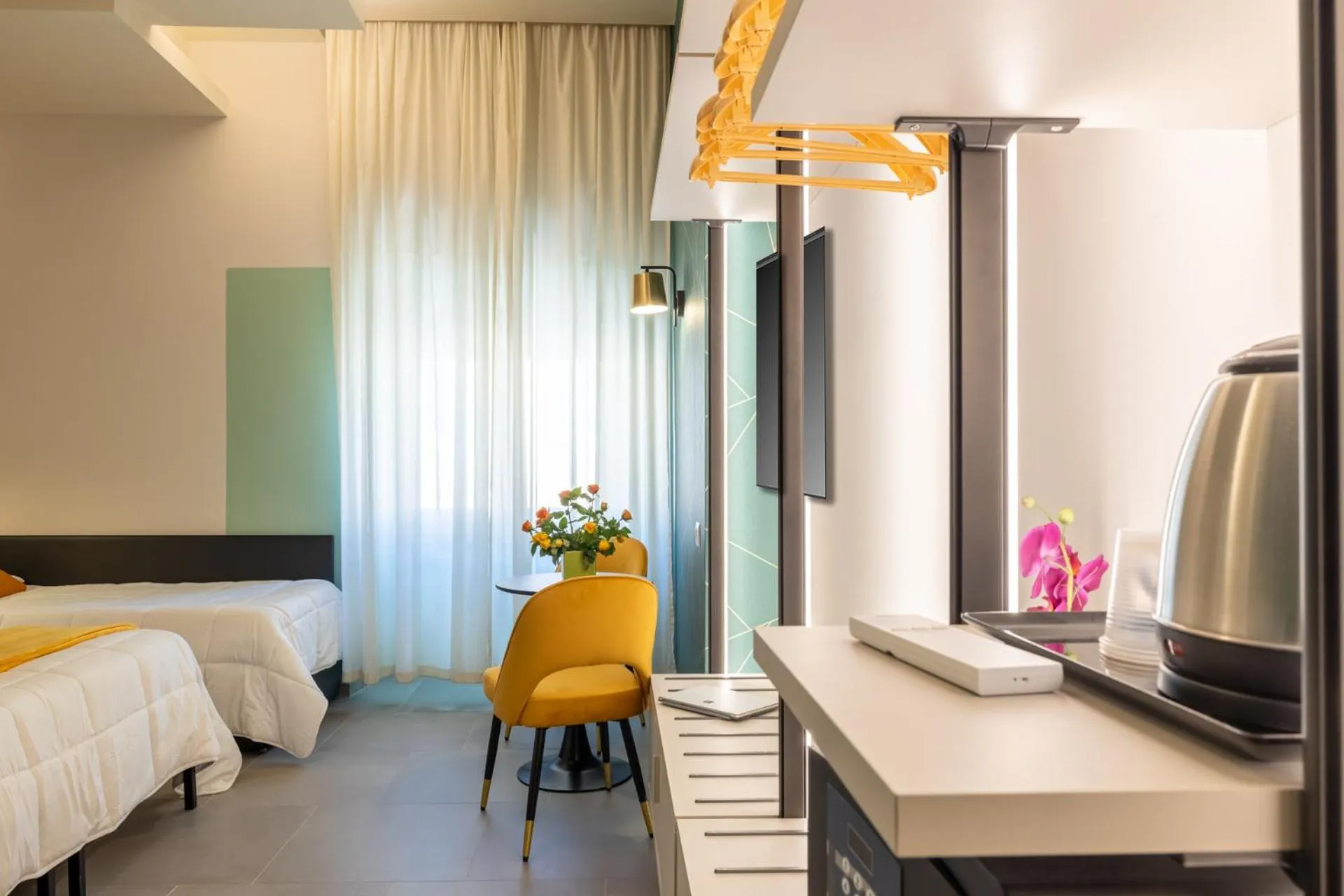 Bedroom, Bed in New Morpheus Rooms