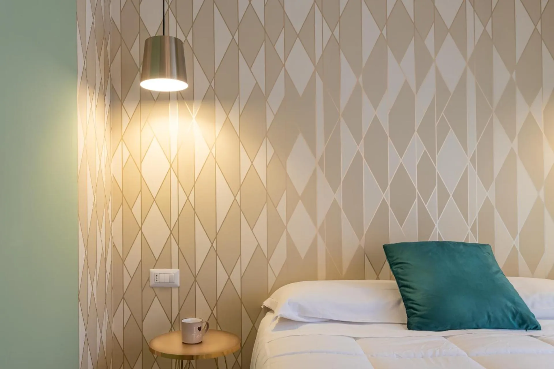 Bedroom, Bed in New Morpheus Rooms