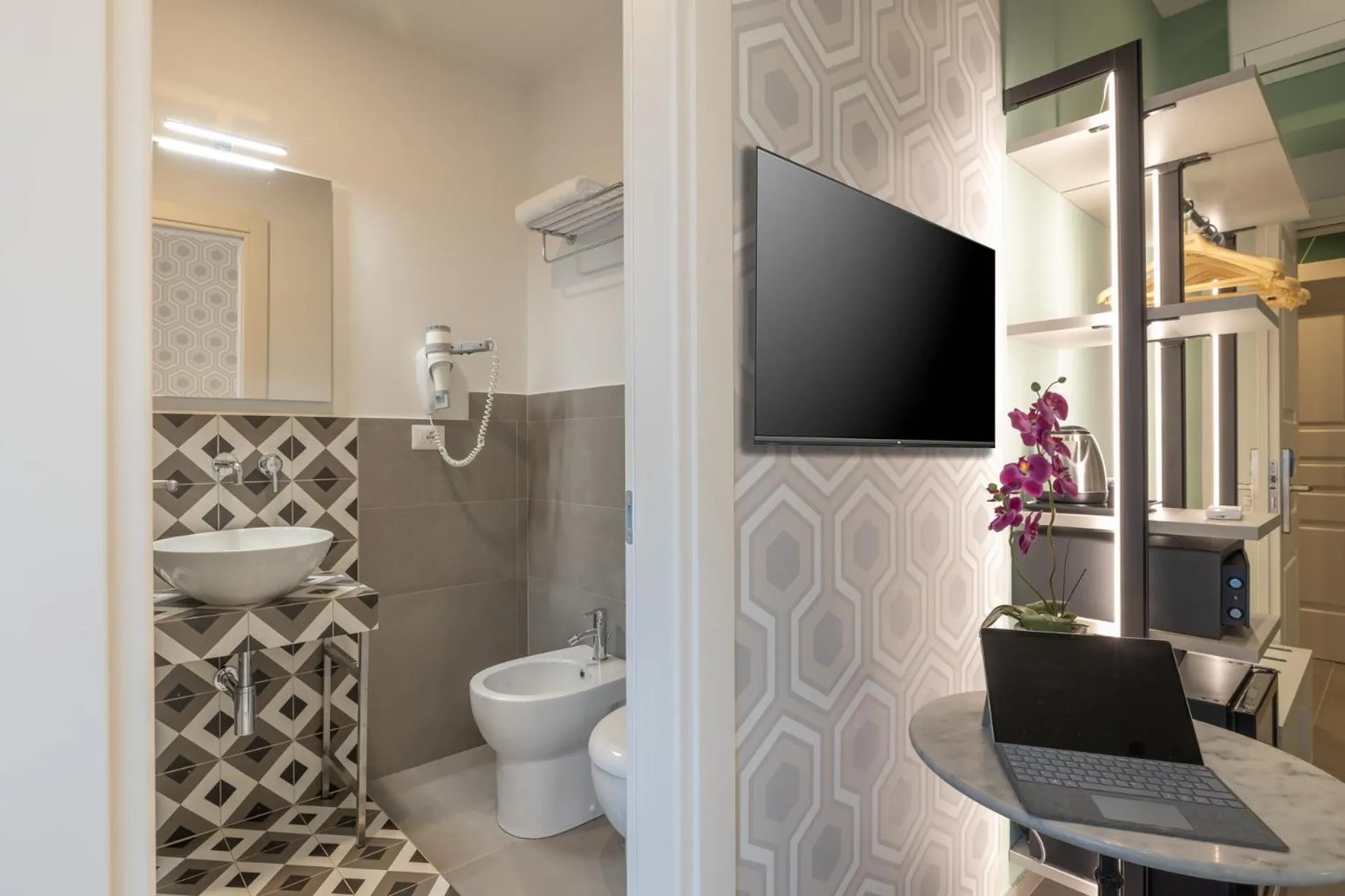 Bedroom in New Morpheus Rooms