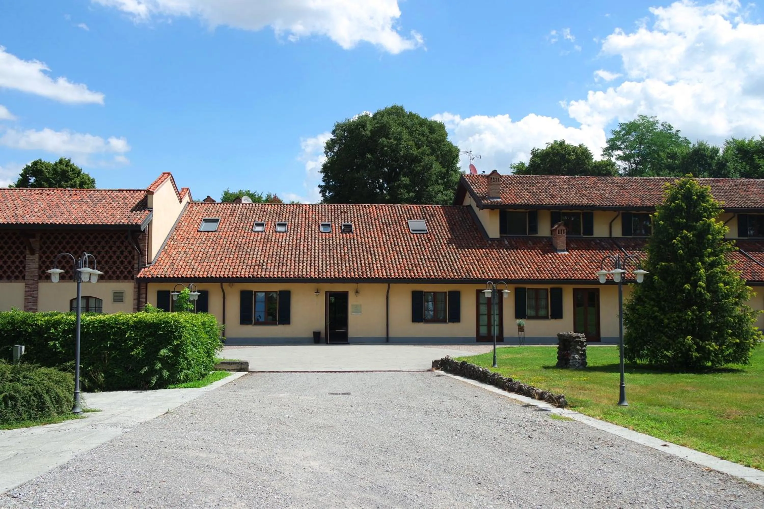 Facade/entrance in Country Hotel Castelbarco
