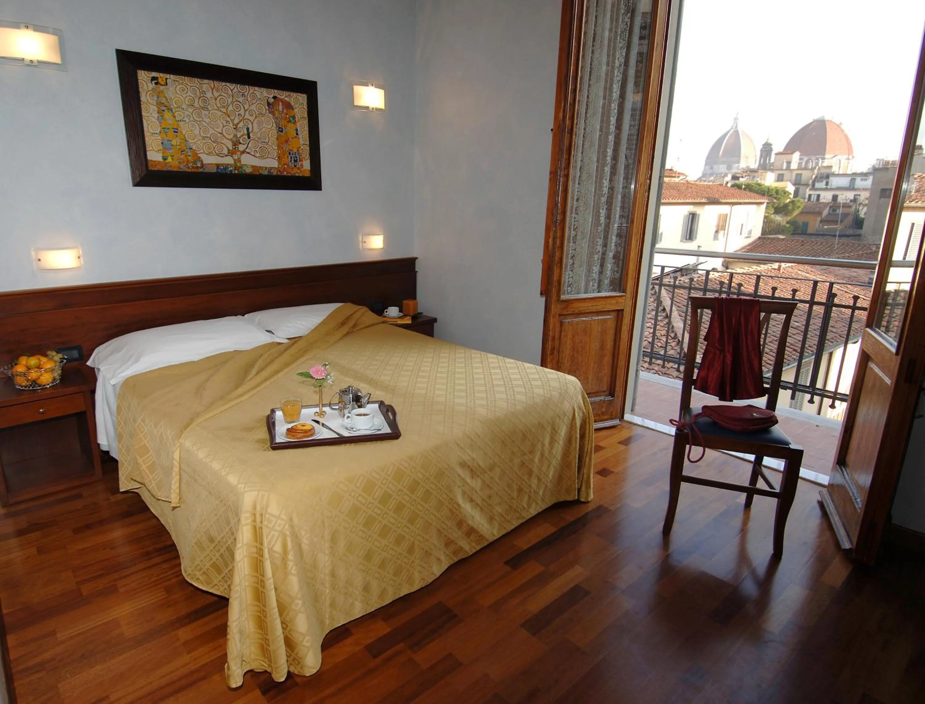 Photo of the whole room, Bed in Hotel Palazzo Vecchio